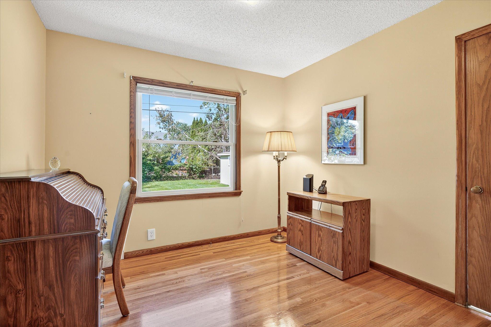Edina, Minnesota, 55410, United States, 3 Bedrooms Bedrooms, ,1 BathroomBathrooms,Residential,For Sale,1941033