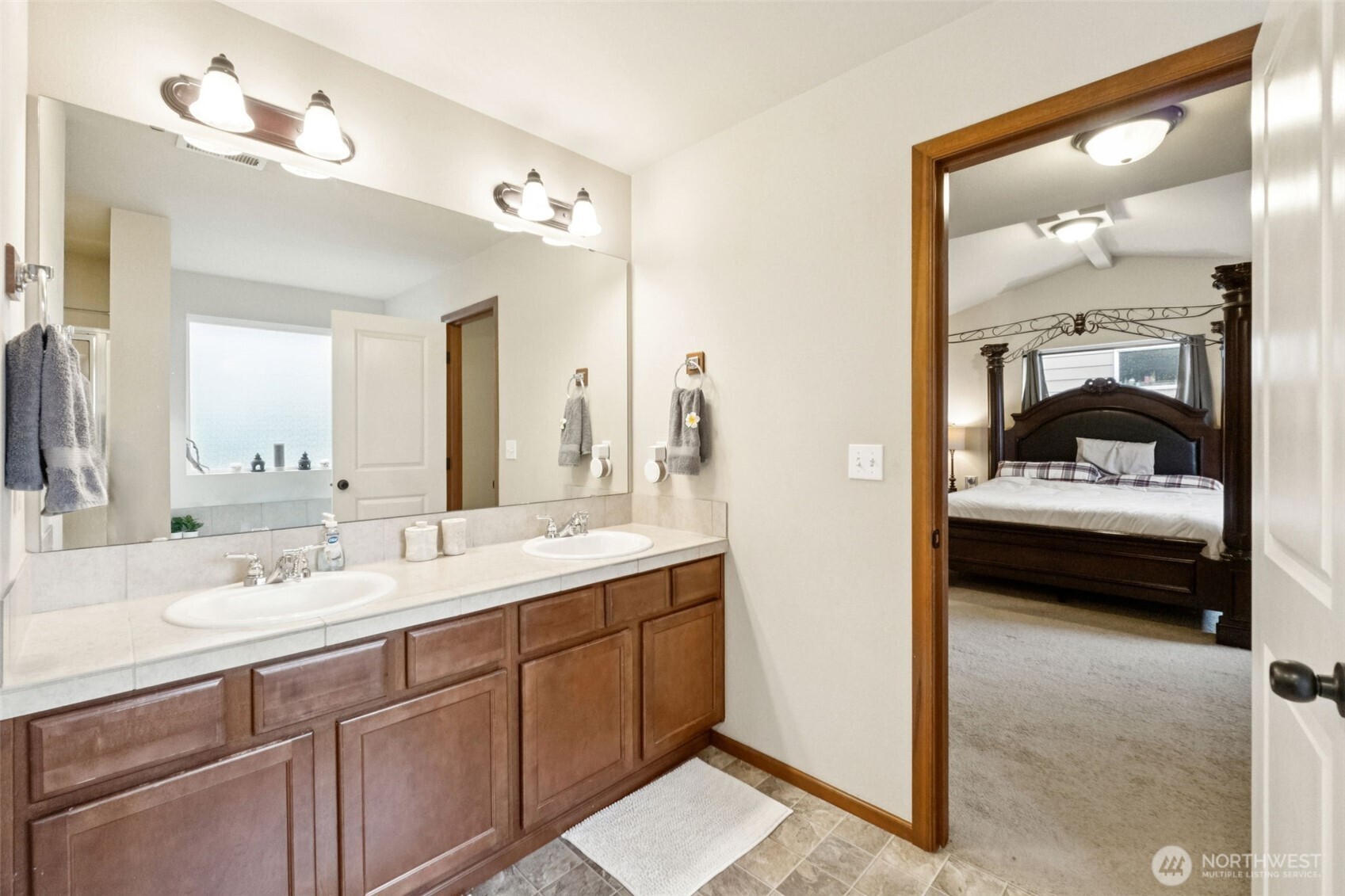 Marysville, Washington, 98271, United States, 3 Bedrooms Bedrooms, ,3 BathroomsBathrooms,Residential,For Sale,1989065