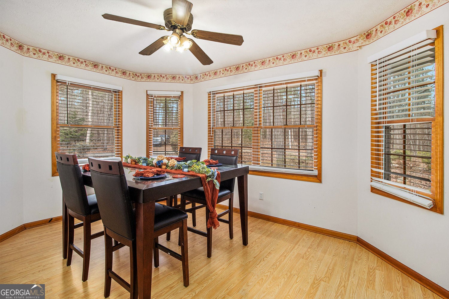 Hampton, Georgia, 30228, United States, 6 Bedrooms Bedrooms, ,6 BathroomsBathrooms,Residential,For Sale,1858908