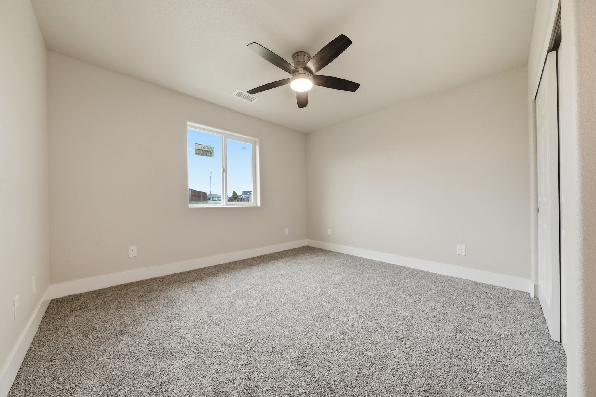 Redding, California, 96003, United States, 5 Bedrooms Bedrooms, ,4 BathroomsBathrooms,Residential,For Sale,2006033