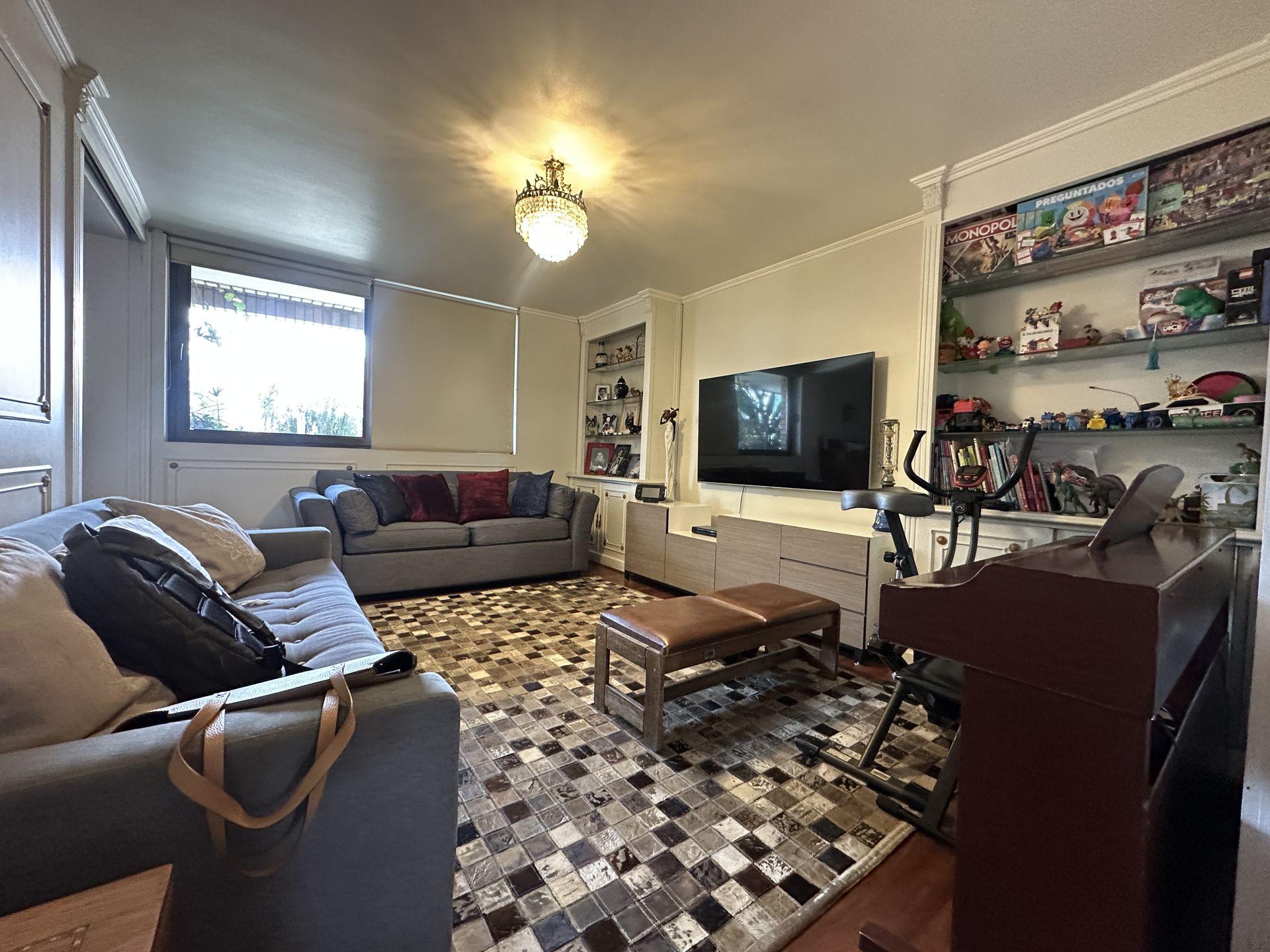 Vitacura, Chile, 3 Bedrooms Bedrooms, ,3 BathroomsBathrooms,Residential,For Sale,1911226