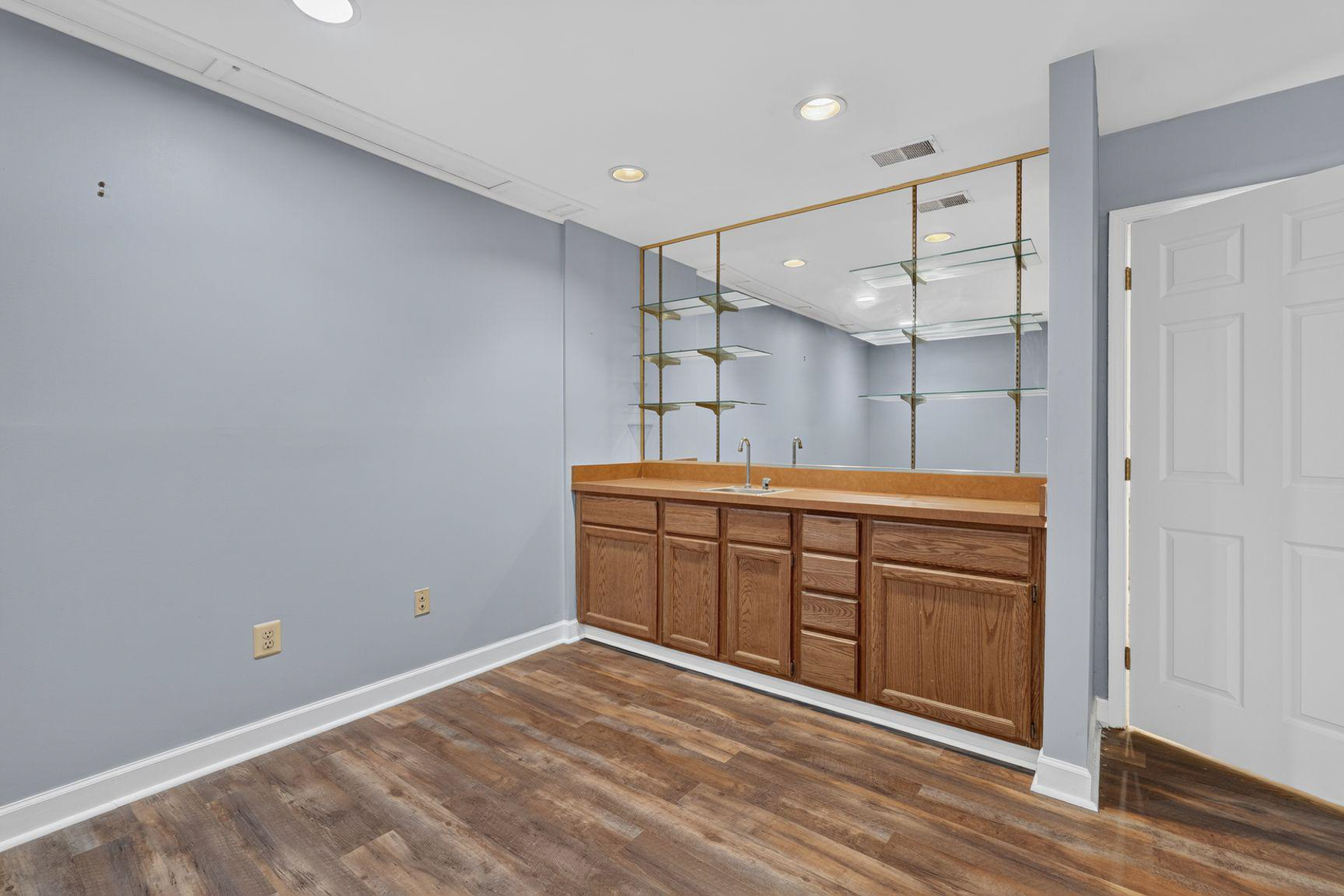  6050 Estates Drive, Alexandria, VA, 22310 - 物件實景