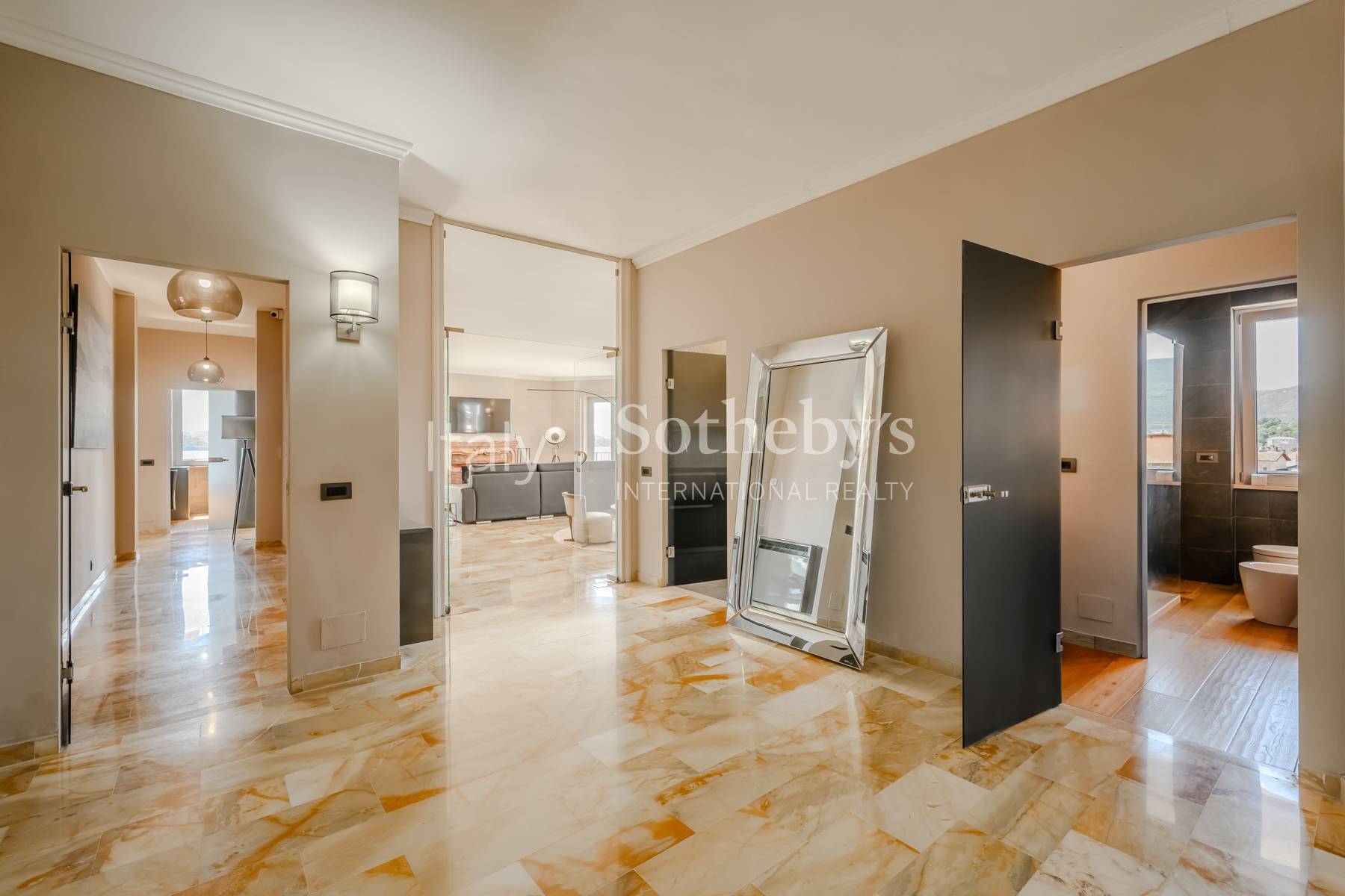  Penthouse with breathtaking views over the Lake Maggiore - 物件實景