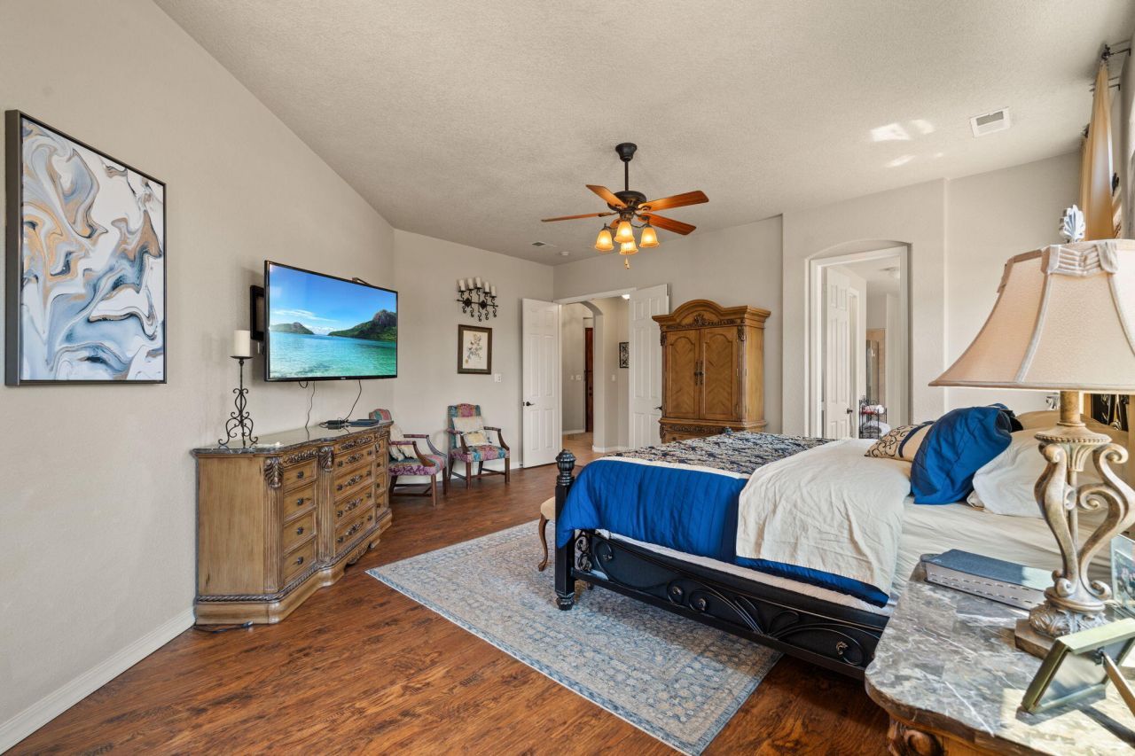 Rio Rancho, New Mexico, 87144, United States, 4 Bedrooms Bedrooms, ,3 BathroomsBathrooms,Residential,For Sale,1918092