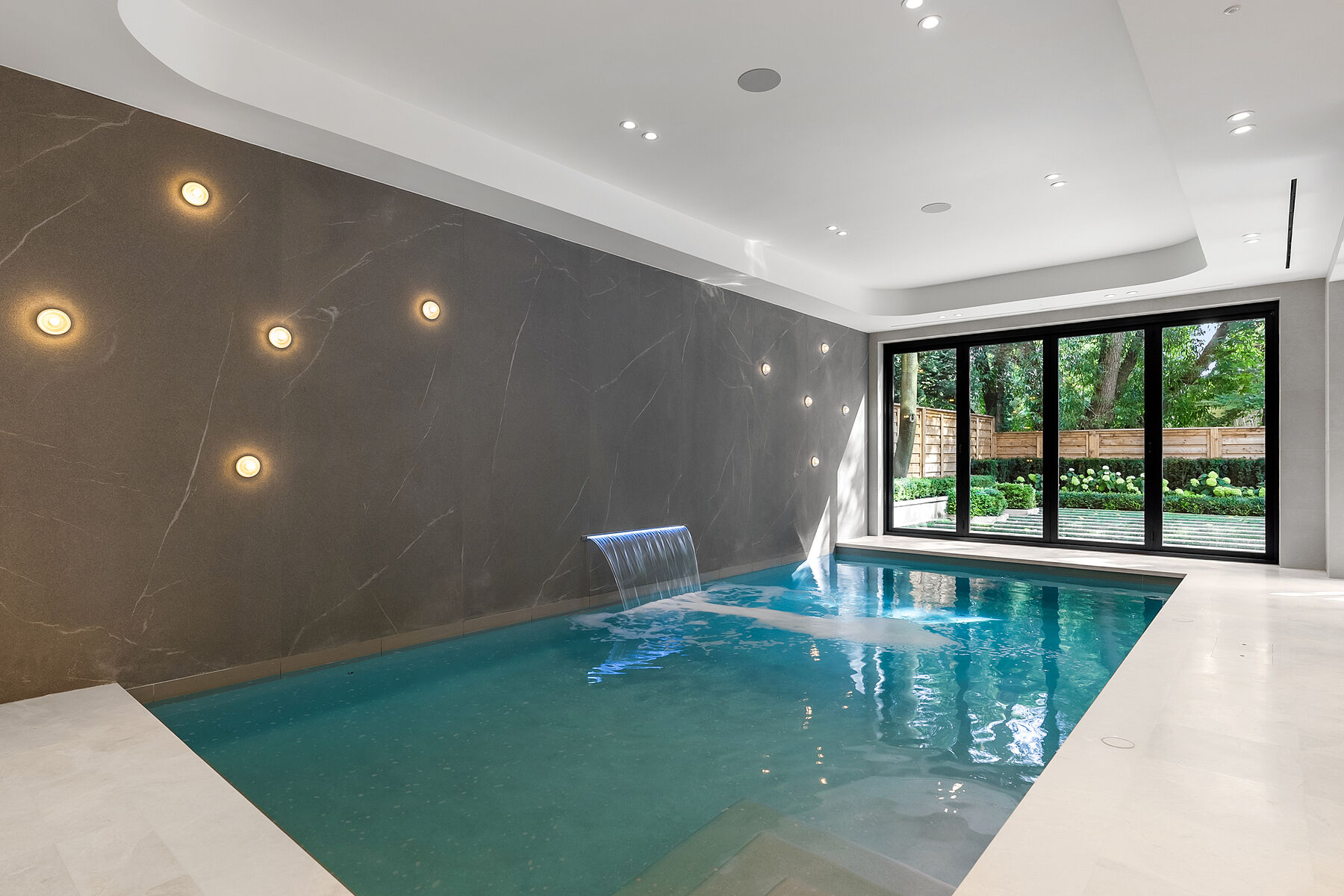  Luxury Living in Forest Hill - 物件實景