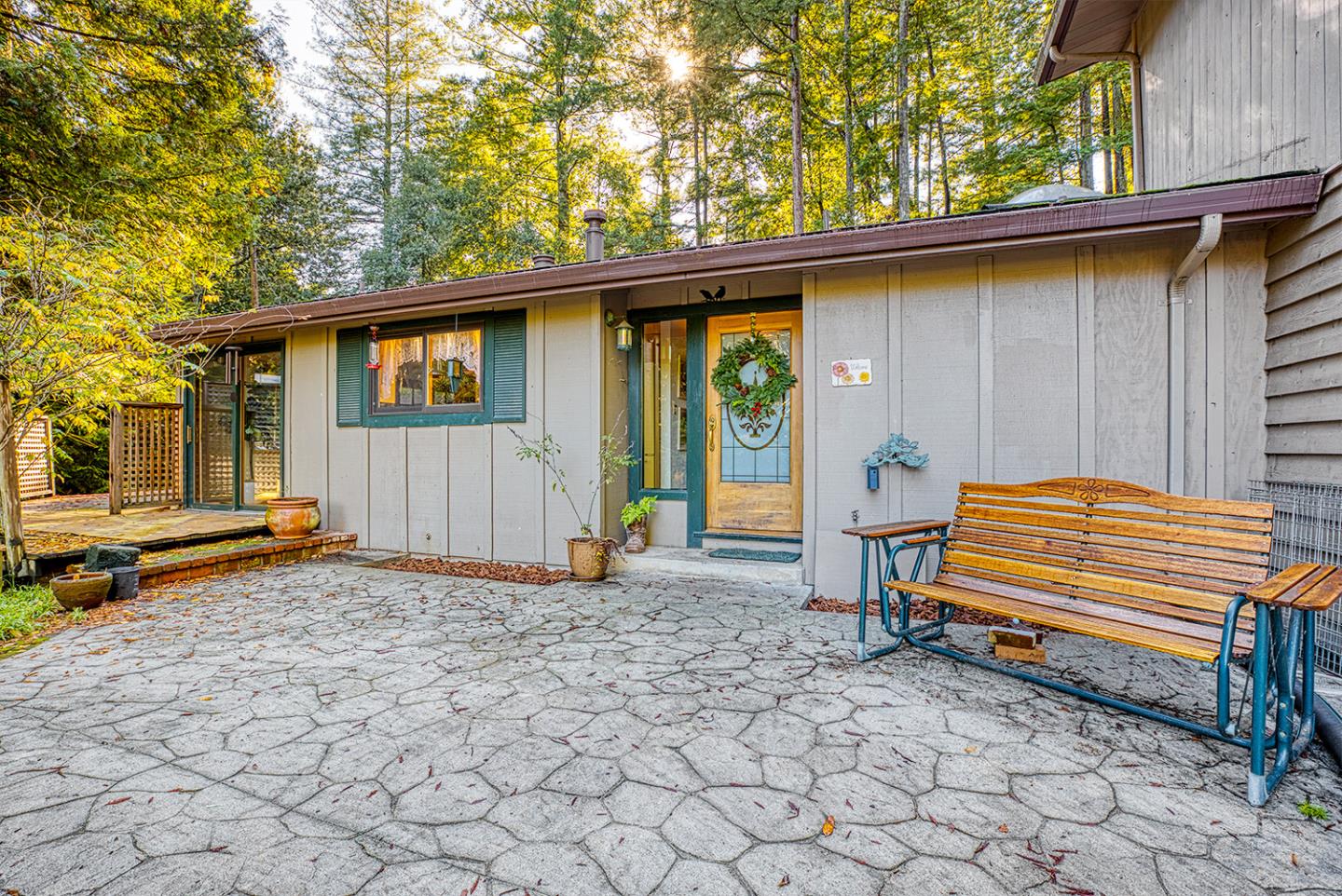 Felton, California, 95018, United States, 3 Bedrooms Bedrooms, ,3 BathroomsBathrooms,Residential,For Sale,1996895