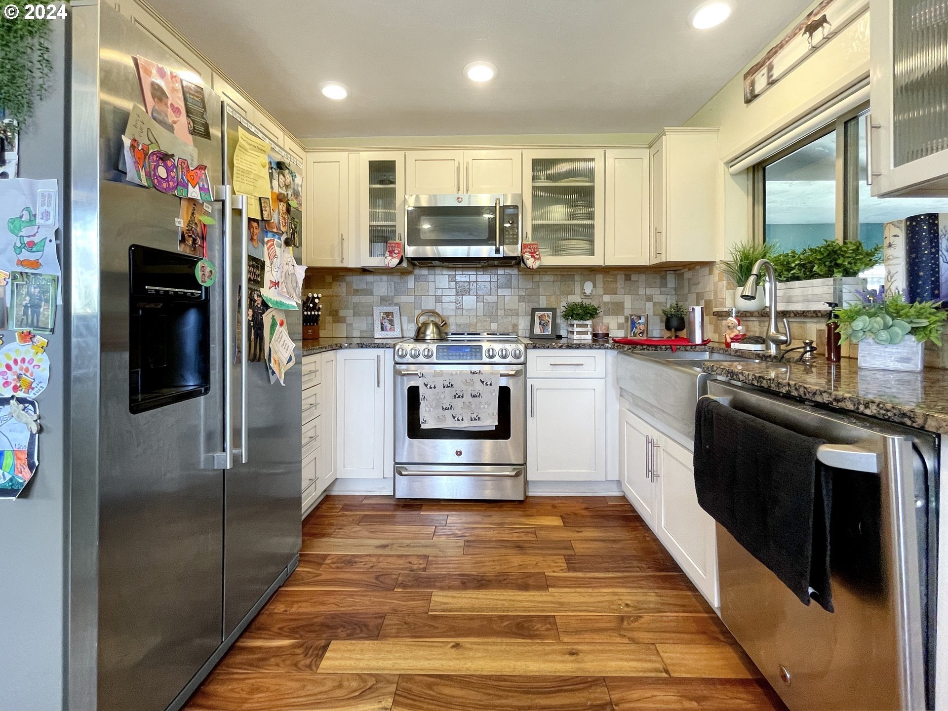 Brookings, Oregon, 97415, United States, 3 Bedrooms Bedrooms, ,2 BathroomsBathrooms,Residential,For Sale,1872643