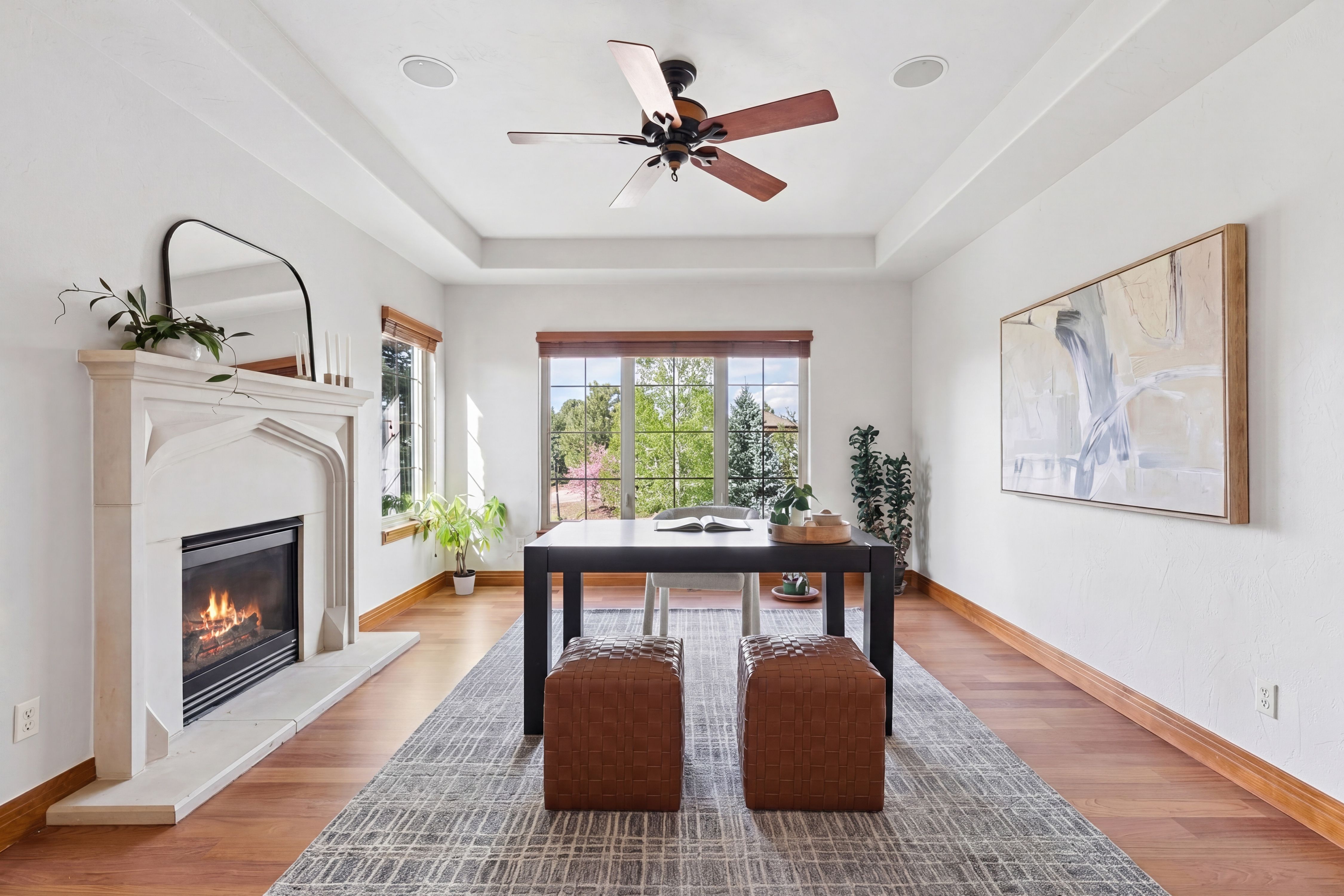  Set high on a hill in The Timbers and backing to open space - 物件實景