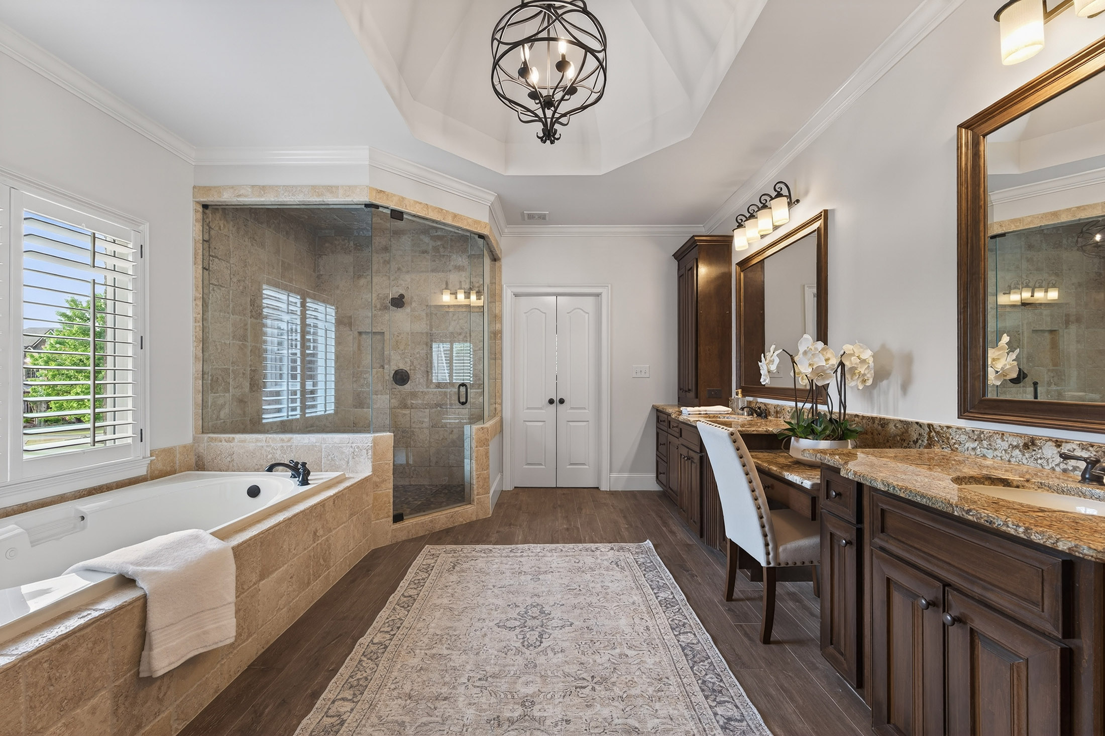  Offering an Exceptional Sense of Community Within a Luxury Gated Setting. - 物件實景