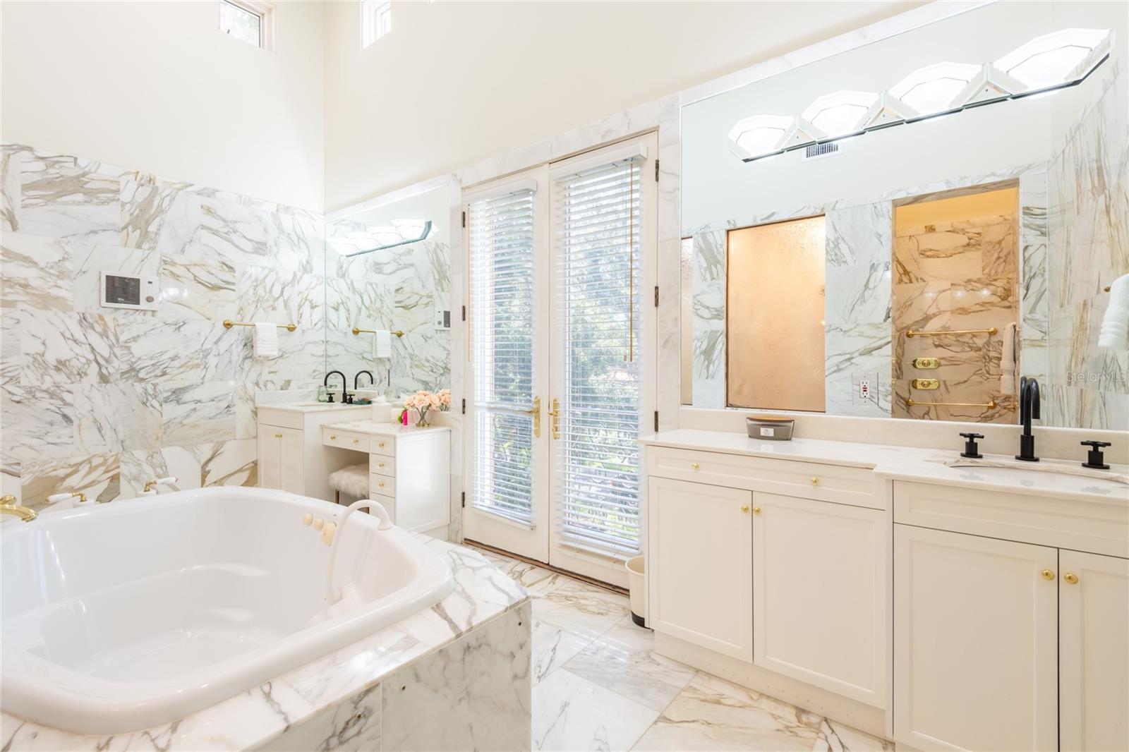 St. Petersburg, Florida, 33711, United States, 4 Bedrooms Bedrooms, ,4 BathroomsBathrooms,Residential,For Sale,1900665