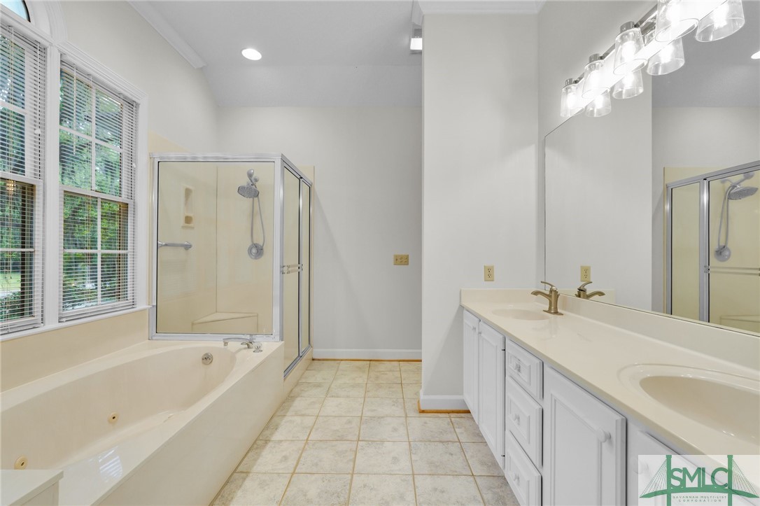 Savannah, Georgia, 31410, United States, 4 Bedrooms Bedrooms, ,4 BathroomsBathrooms,Residential,For Sale,1888568