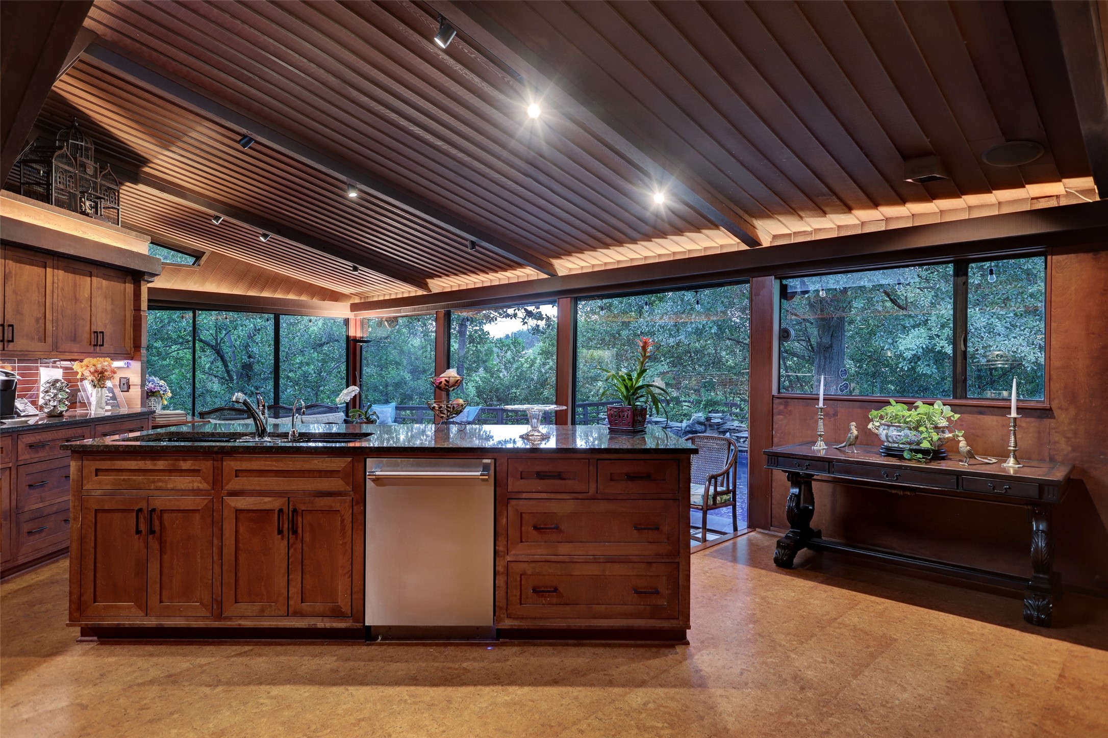  8 Tiel Way - 物件實景