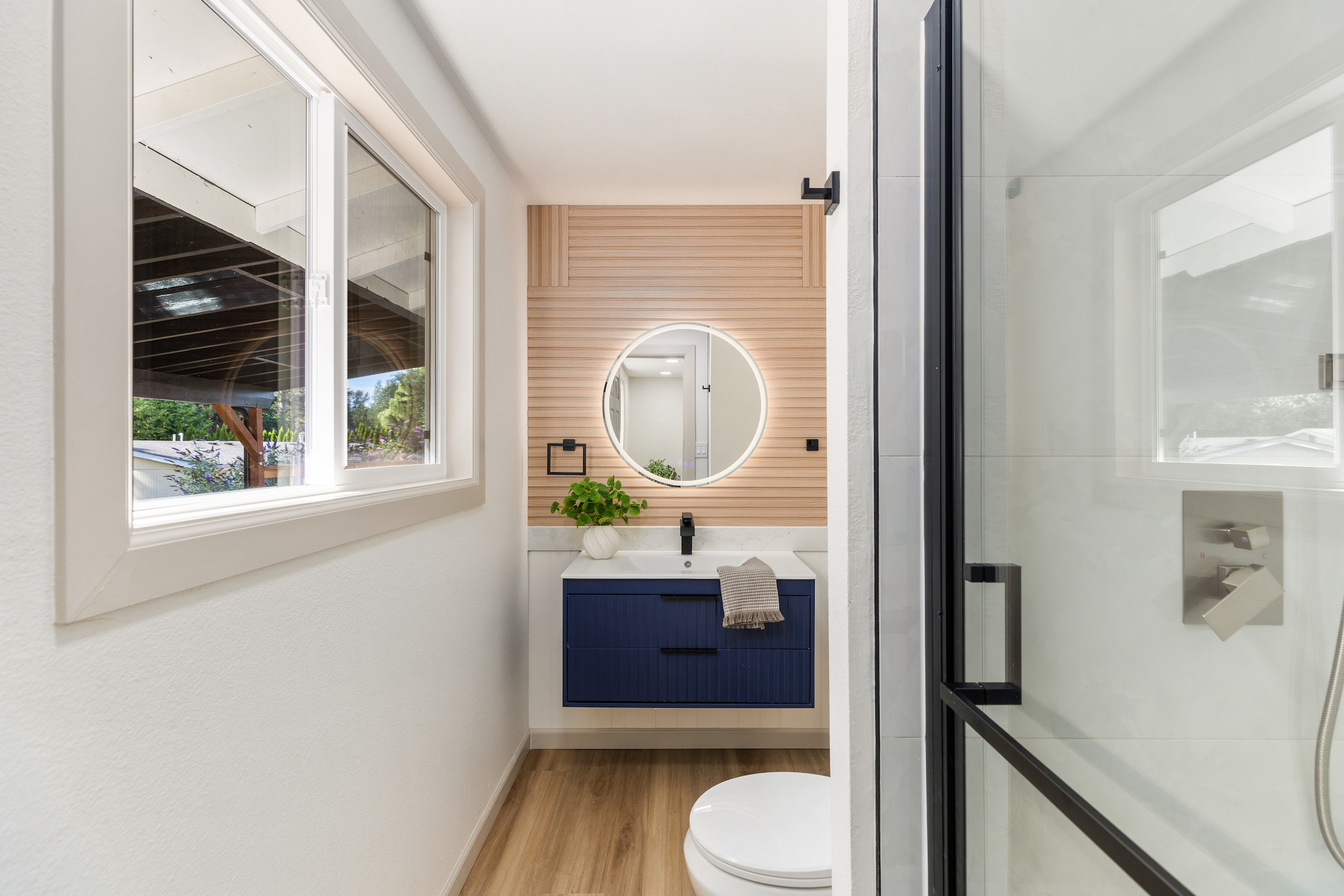  Renovated Modern Comfort in Lake Stevens - 物件實景