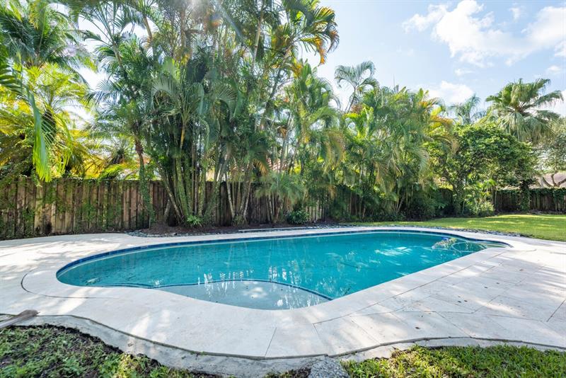 Plantation, Florida, 33322, United States, 4 Bedrooms Bedrooms, ,2 BathroomsBathrooms,Residential,For Sale,1925326