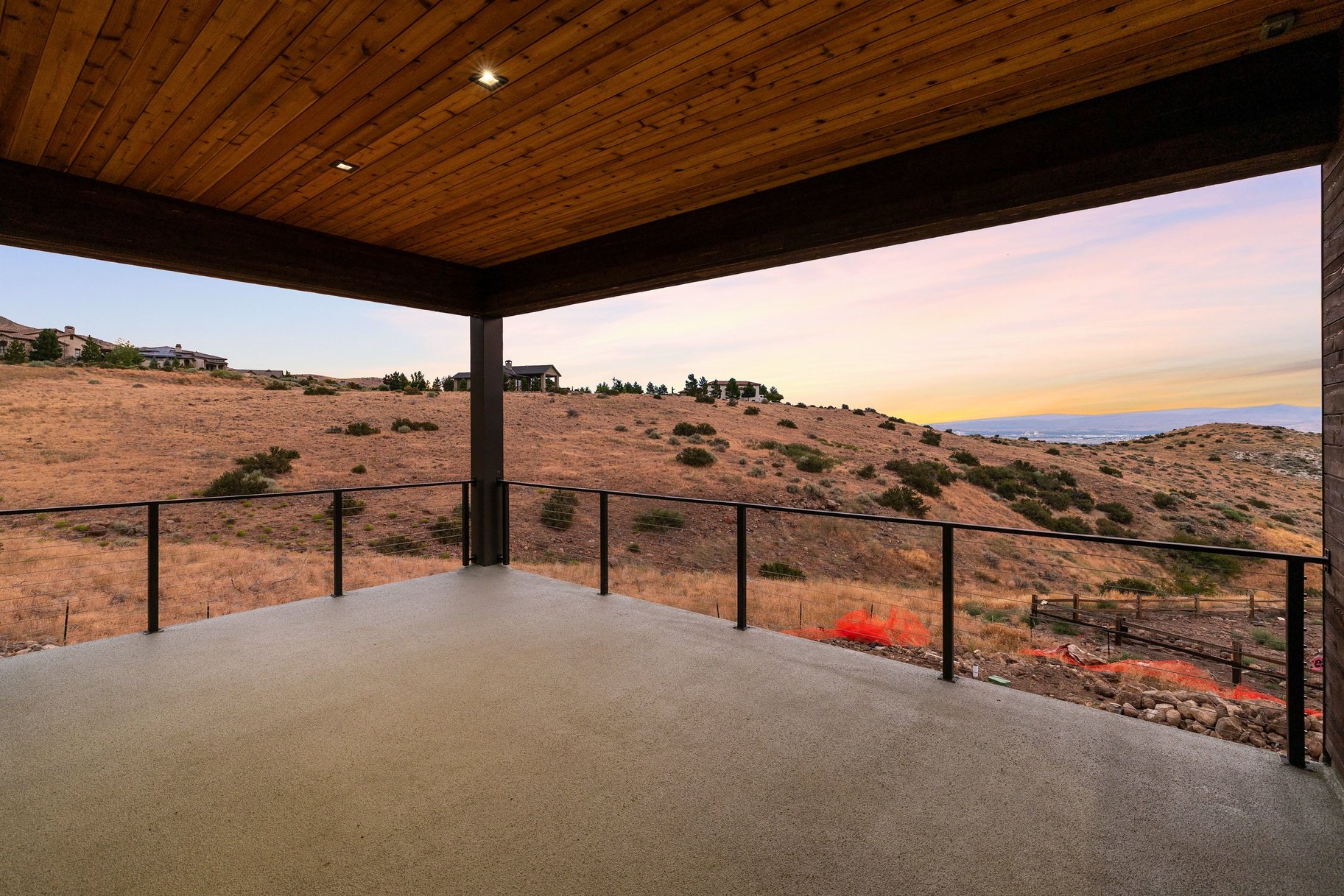  Altmann Craftsmanship. Arrowcreek Address. Uncompromising Finishes. - 物件實景
