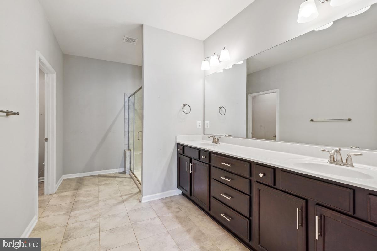 Fredericksburg, Virginia, 22407, United States, 3 Bedrooms Bedrooms, ,2 BathroomsBathrooms,Residential,For Sale,1978502