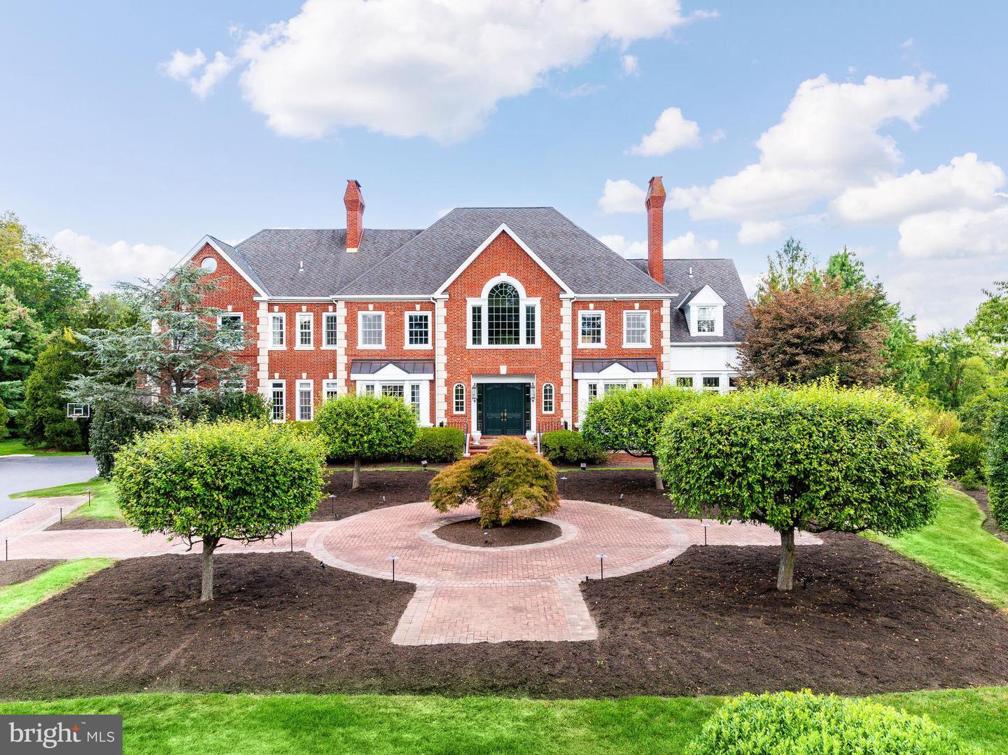 Blue Bell, Pennsylvania, 19422, United States, 5 Bedrooms Bedrooms, ,8 BathroomsBathrooms,Residential,For Sale,1940963