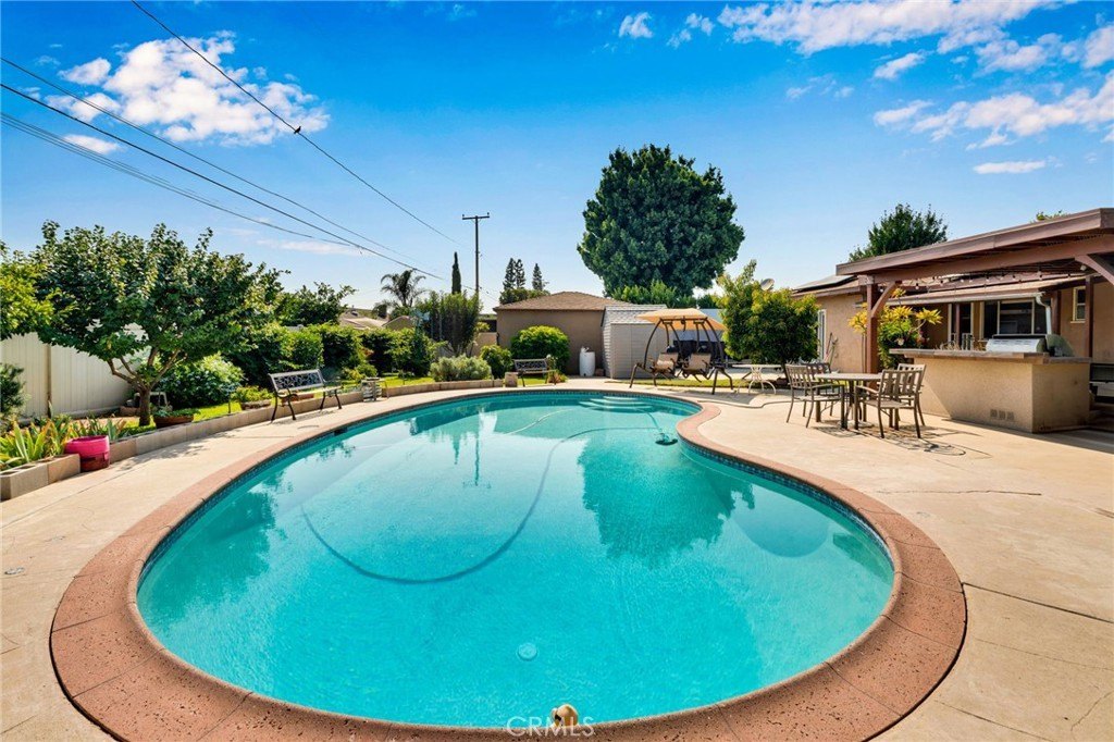 Covina, California, 91722, United States, 3 Bedrooms Bedrooms, ,2 BathroomsBathrooms,Residential,For Sale,1915523