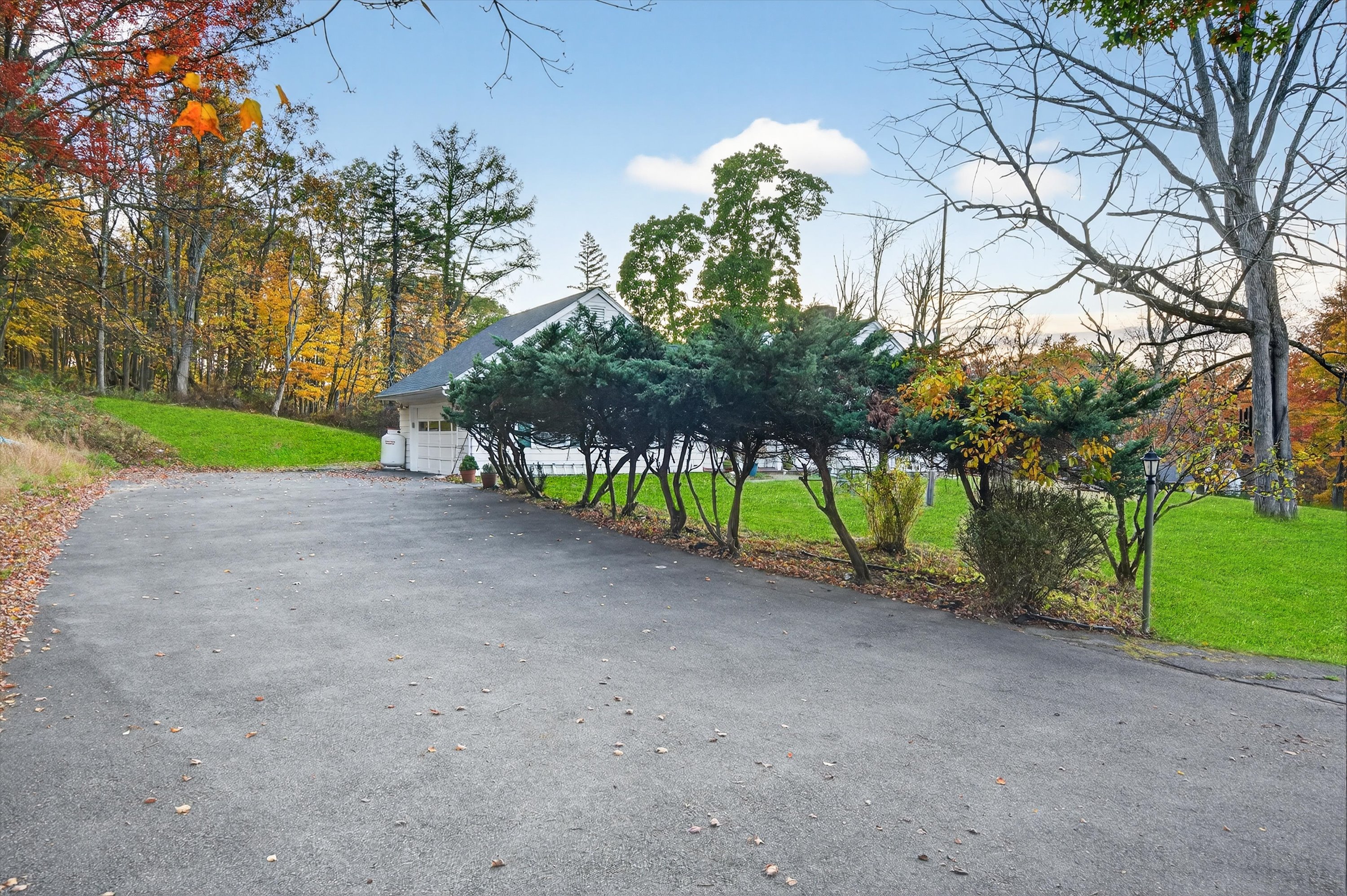 Monroe, New York, 10950, United States, 5 Bedrooms Bedrooms, ,4 BathroomsBathrooms,Residential,For Sale,2000066