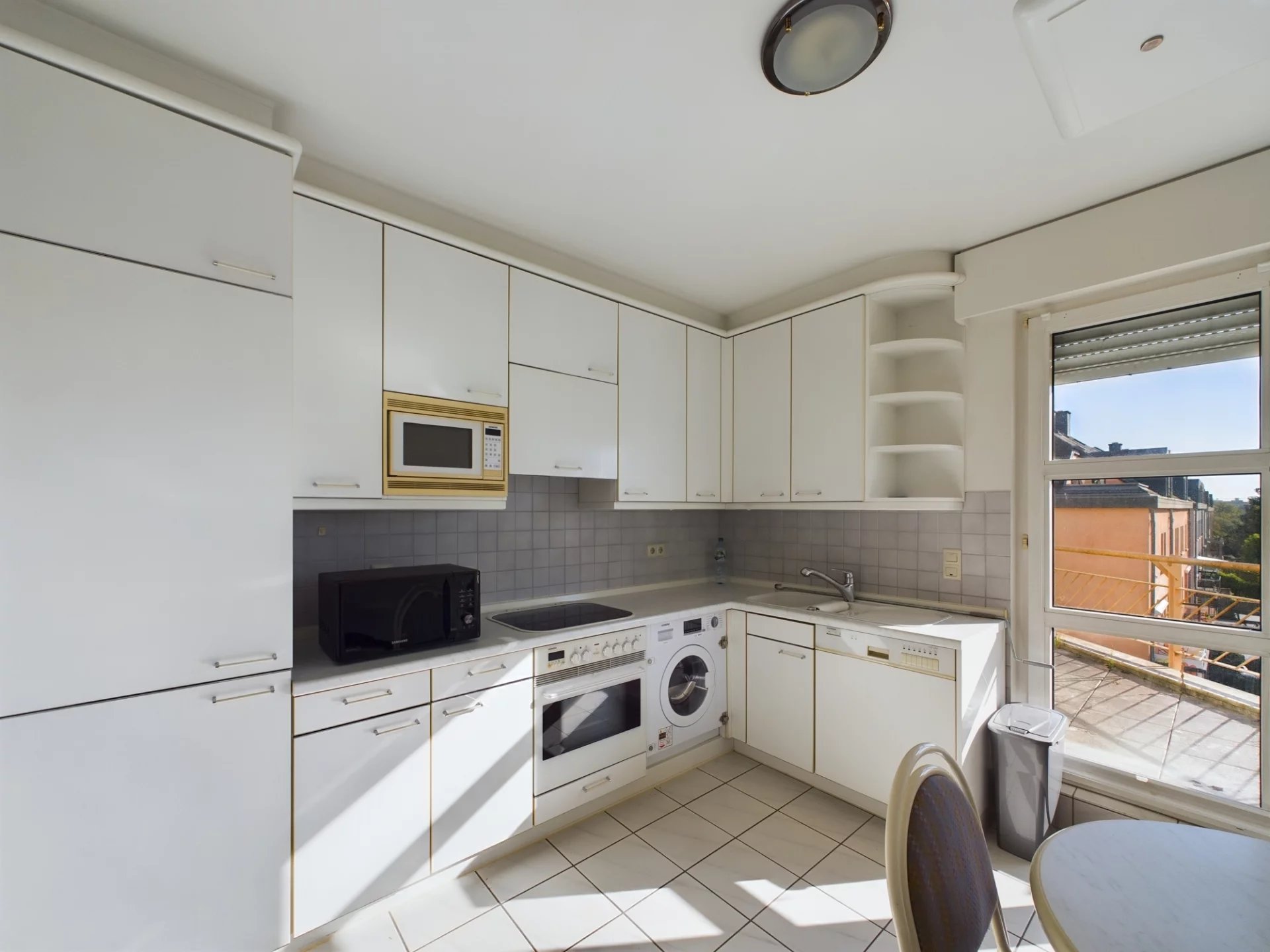 Luxembourg, Canton de Luxembourg, LU, 2 Bedrooms Bedrooms, ,1 BathroomBathrooms,Residential,For Sale,1999100