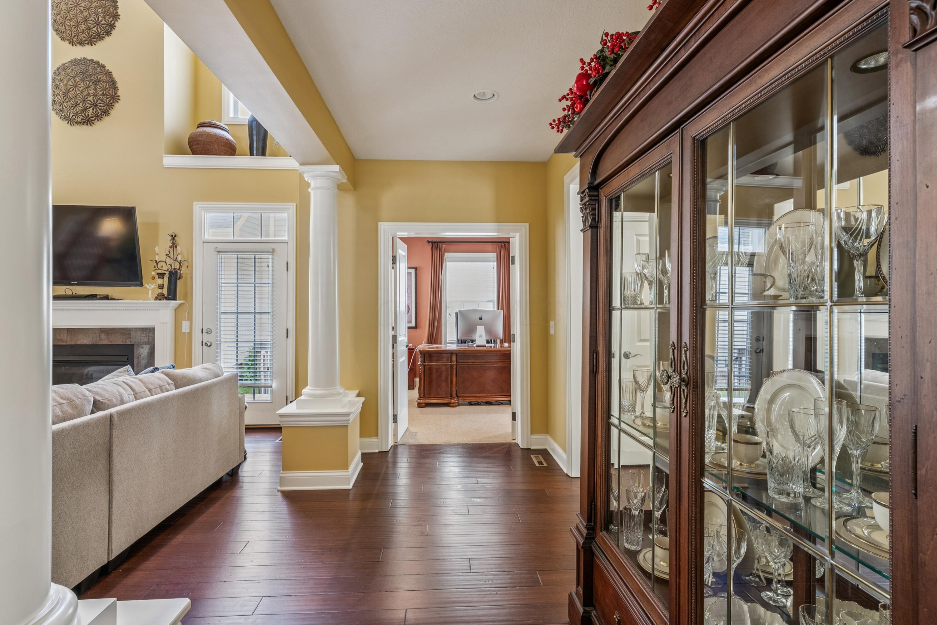 New Albany, Ohio, 43054, United States, 4 Bedrooms Bedrooms, ,5 BathroomsBathrooms,Residential,For Sale,1913750