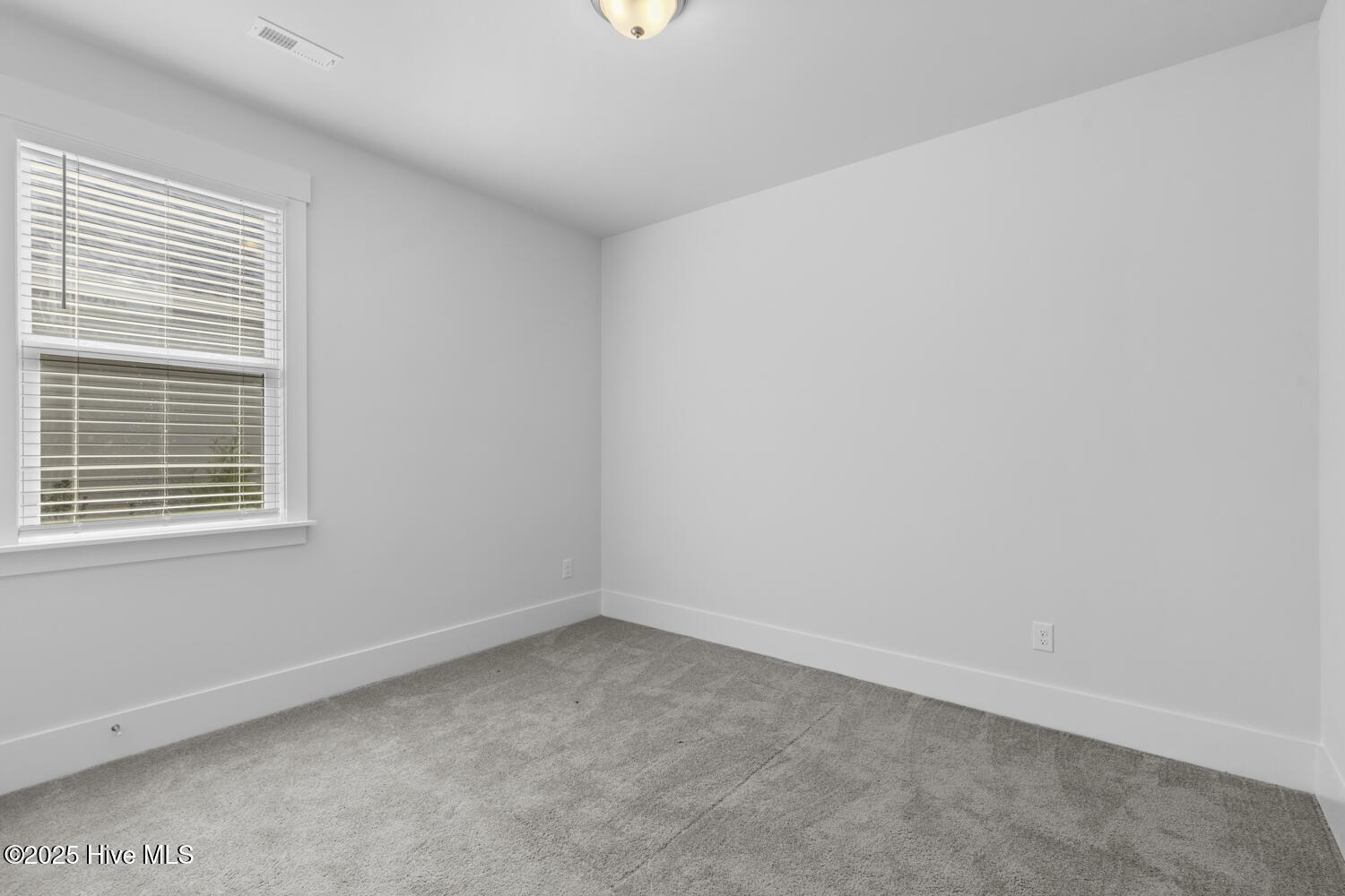 Surf City, North Carolina, 28445, United States, 4 Bedrooms Bedrooms, ,2 BathroomsBathrooms,Residential,For Sale,1987311