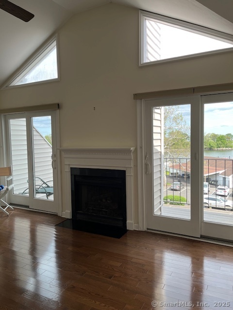 Bridgeport, Connecticut, 06605, United States, 2 Bedrooms Bedrooms, ,3 BathroomsBathrooms,Residential,For Sale,1903371