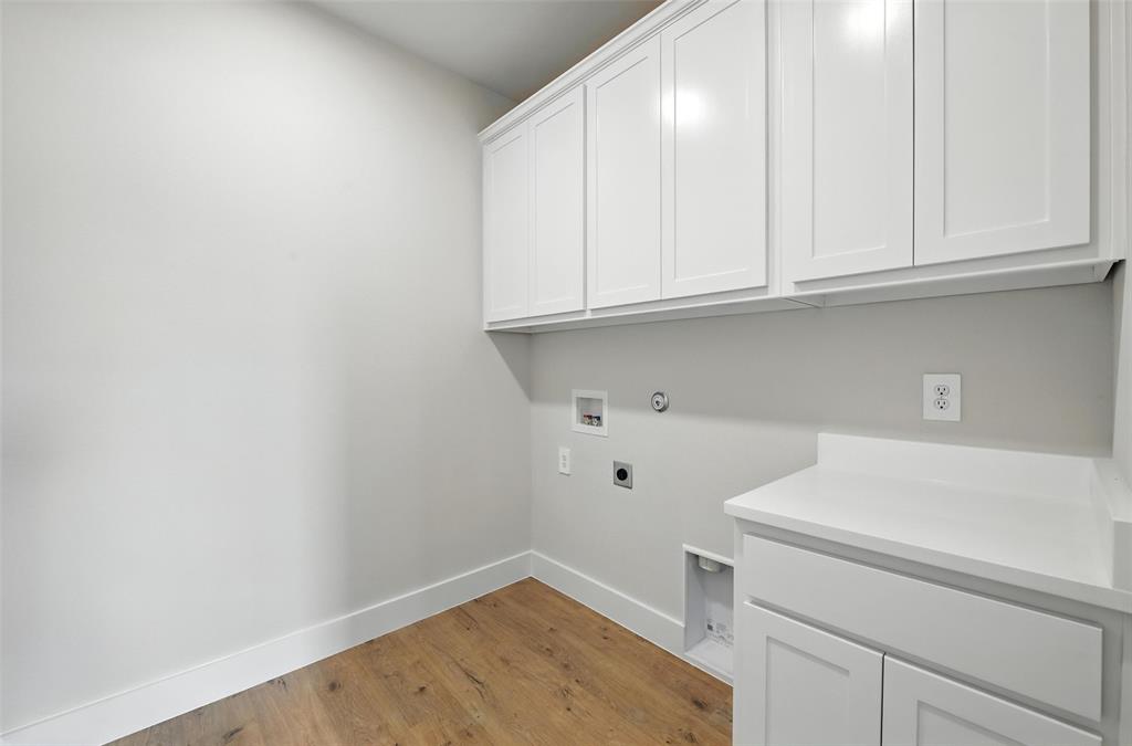 Weatherford, Texas, 76088, United States, 4 Bedrooms Bedrooms, ,3 BathroomsBathrooms,Residential,For Sale,1939670