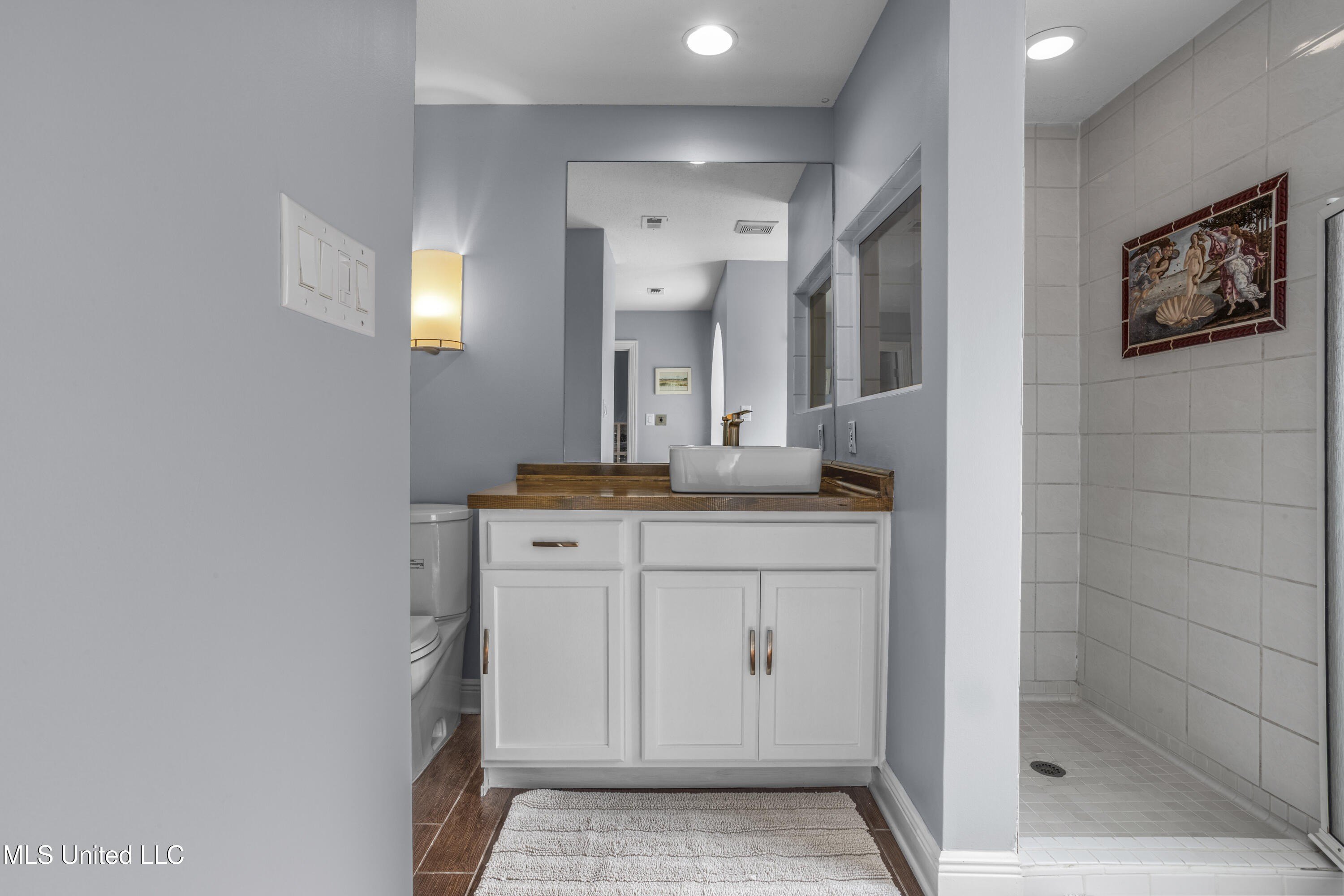 Gulfport, Mississippi, 39507, United States, 4 Bedrooms Bedrooms, ,4 BathroomsBathrooms,Residential,For Sale,1974539