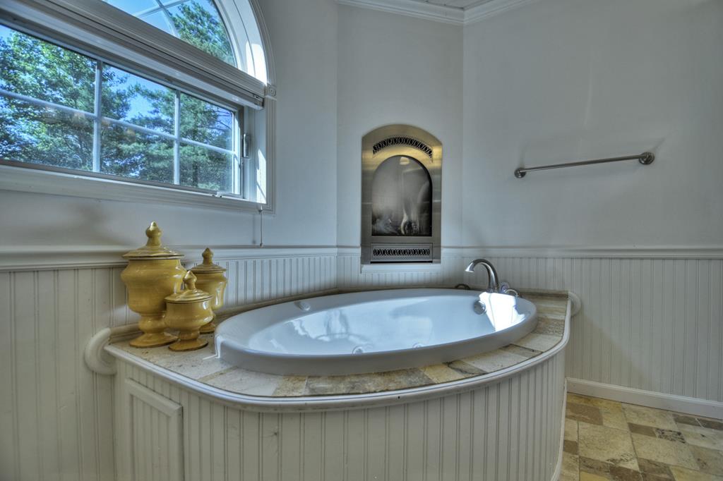 Blue Ridge, Georgia, 30513, United States, 3 Bedrooms Bedrooms, ,4 BathroomsBathrooms,Residential,For Sale,1858948