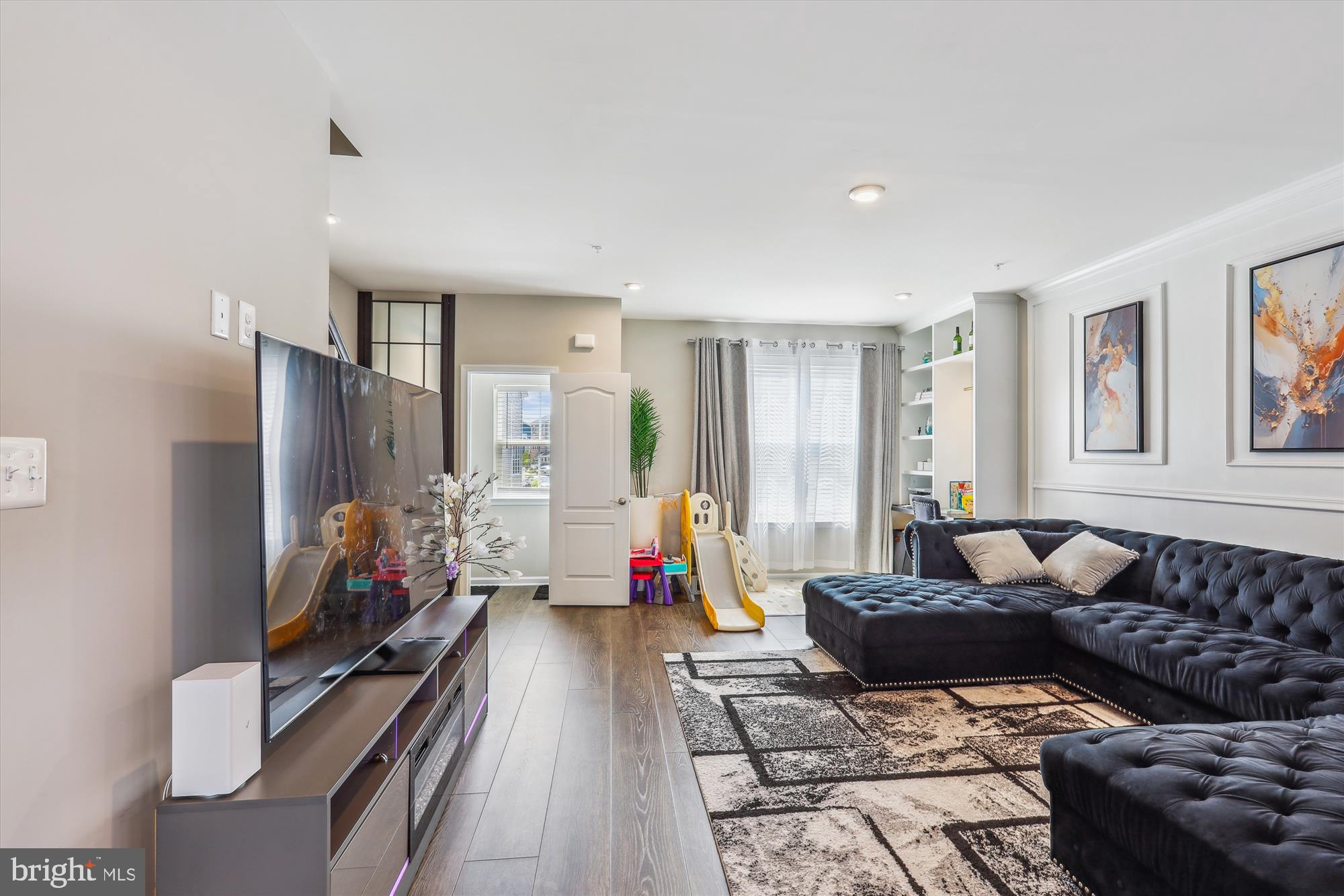 Hanover, Maryland, 21076, United States, 3 Bedrooms Bedrooms, ,4 BathroomsBathrooms,Residential,For Sale,1984120