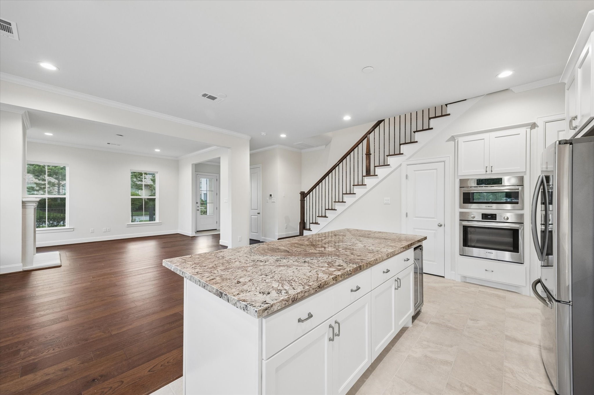  25233 Liberty Mill Drive - 物件實景