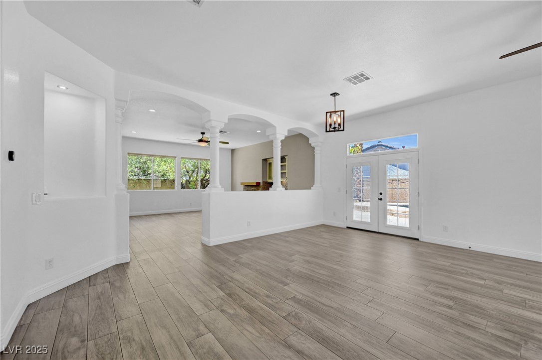 Henderson, Nevada, 89052, United States, 5 Bedrooms Bedrooms, ,2 BathroomsBathrooms,Residential,For Sale,1897207