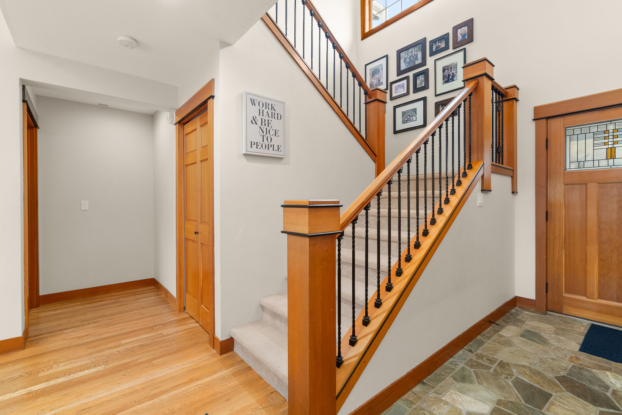  University Place Living - 物件實景