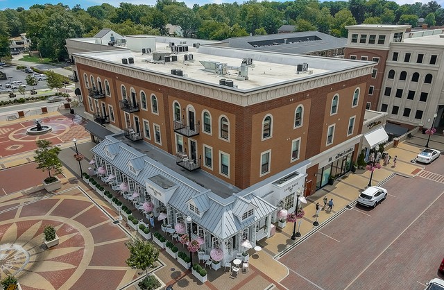 Carmel, Indiana, 46032, United States, 3 Bedrooms Bedrooms, ,4 BathroomsBathrooms,Residential,For Sale,2000560