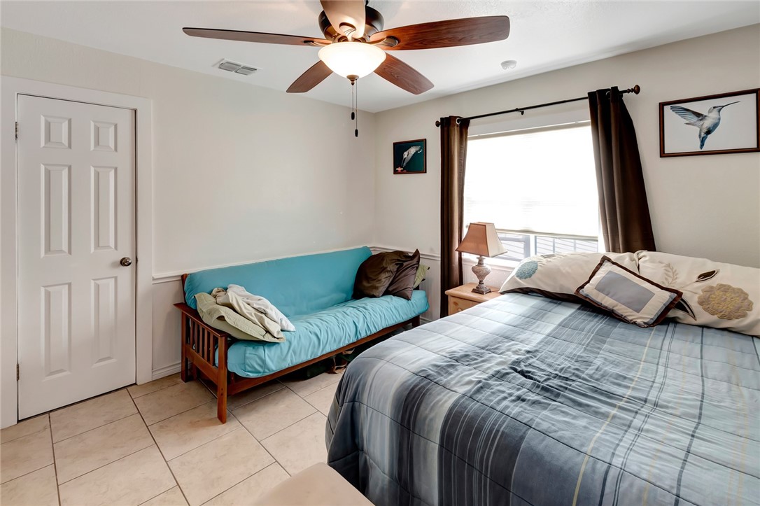 Rockport, Texas, 78382, United States, 3 Bedrooms Bedrooms, ,3 BathroomsBathrooms,Residential,For Sale,1746553