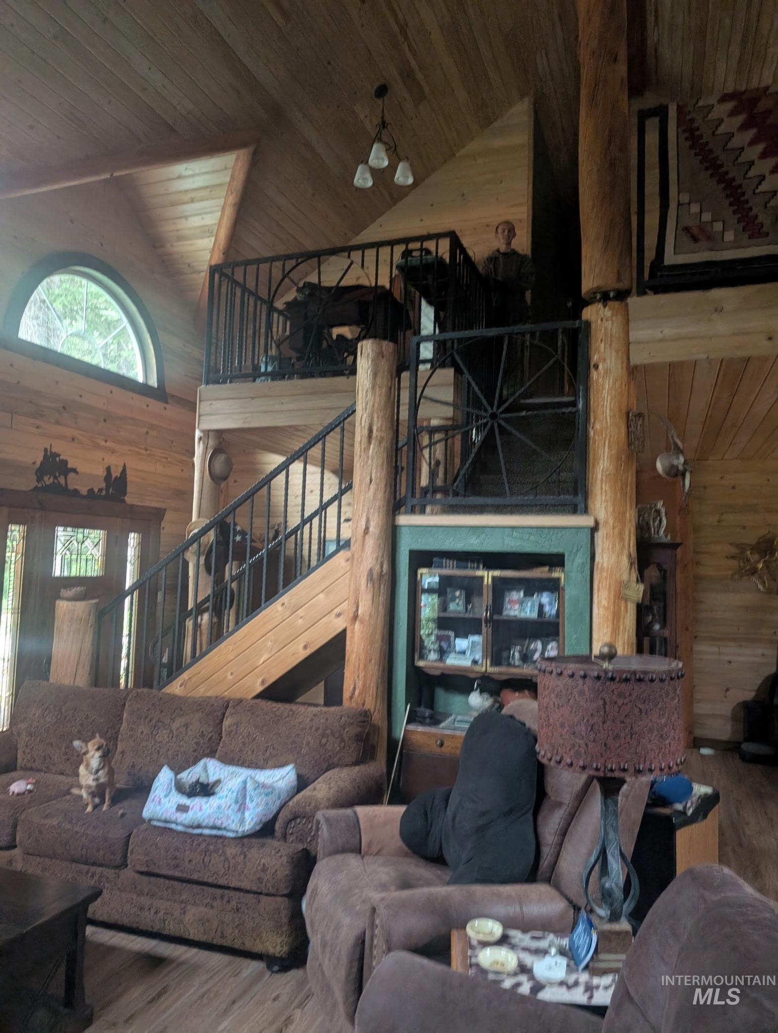 Athol, Idaho, 83801, United States, 5 Bedrooms Bedrooms, ,3 BathroomsBathrooms,Residential,For Sale,1903809