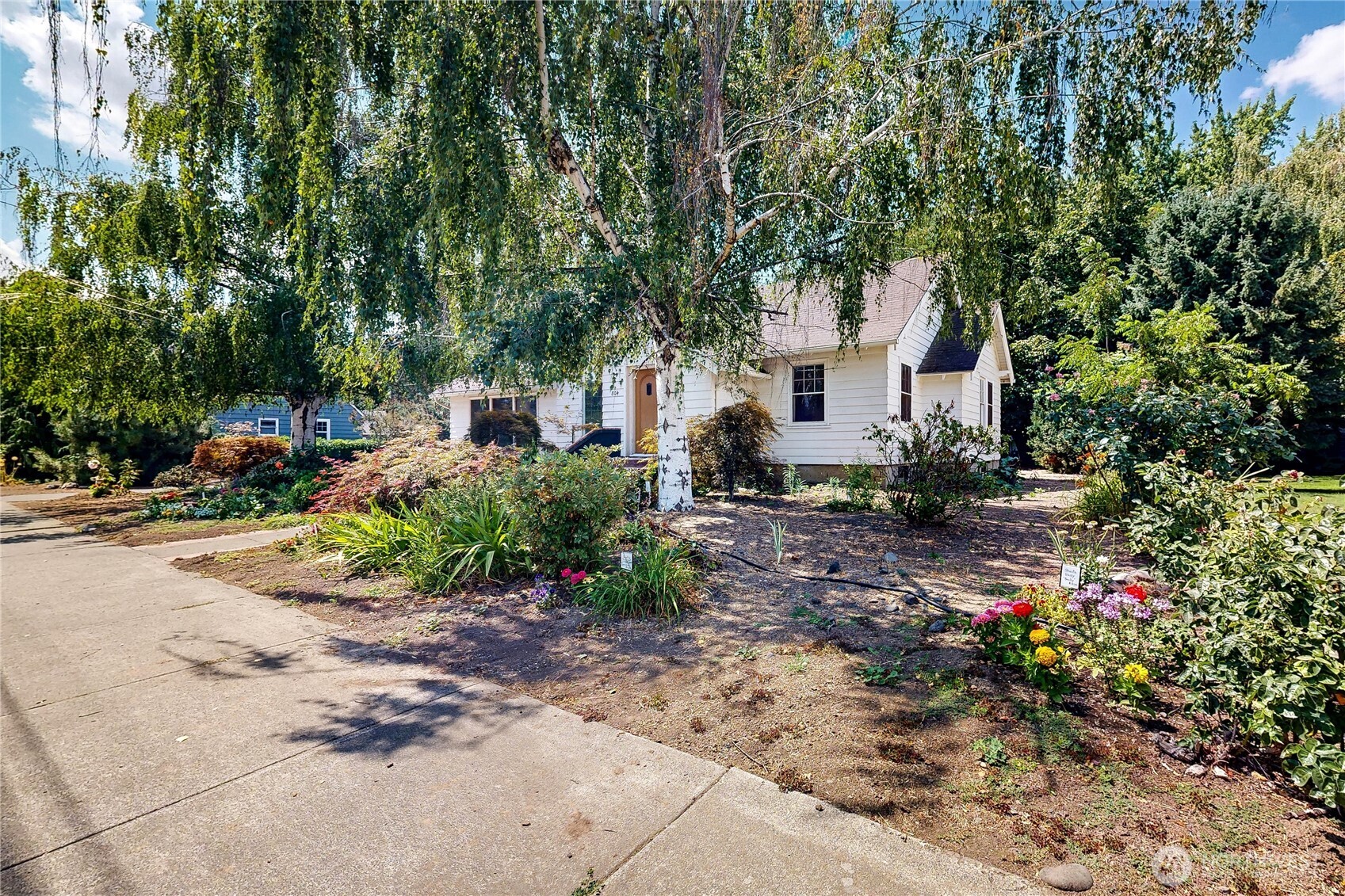 Walla Walla, Washington, 99362, United States, 3 Bedrooms Bedrooms, ,2 BathroomsBathrooms,Residential,For Sale,1907583