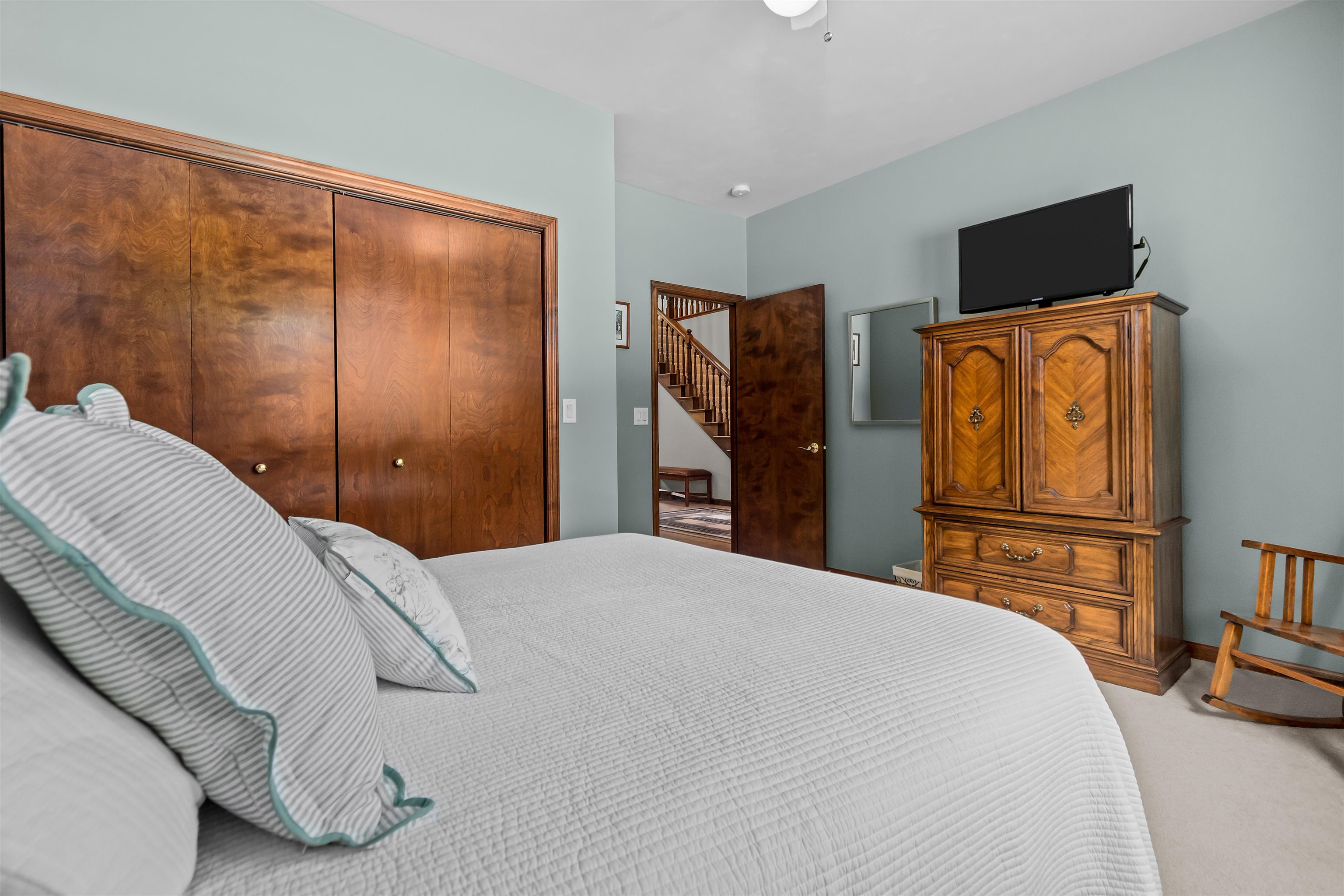 Menasha, Wisconsin, 54952, United States, 3 Bedrooms Bedrooms, ,3 BathroomsBathrooms,Residential,For Sale,1981265