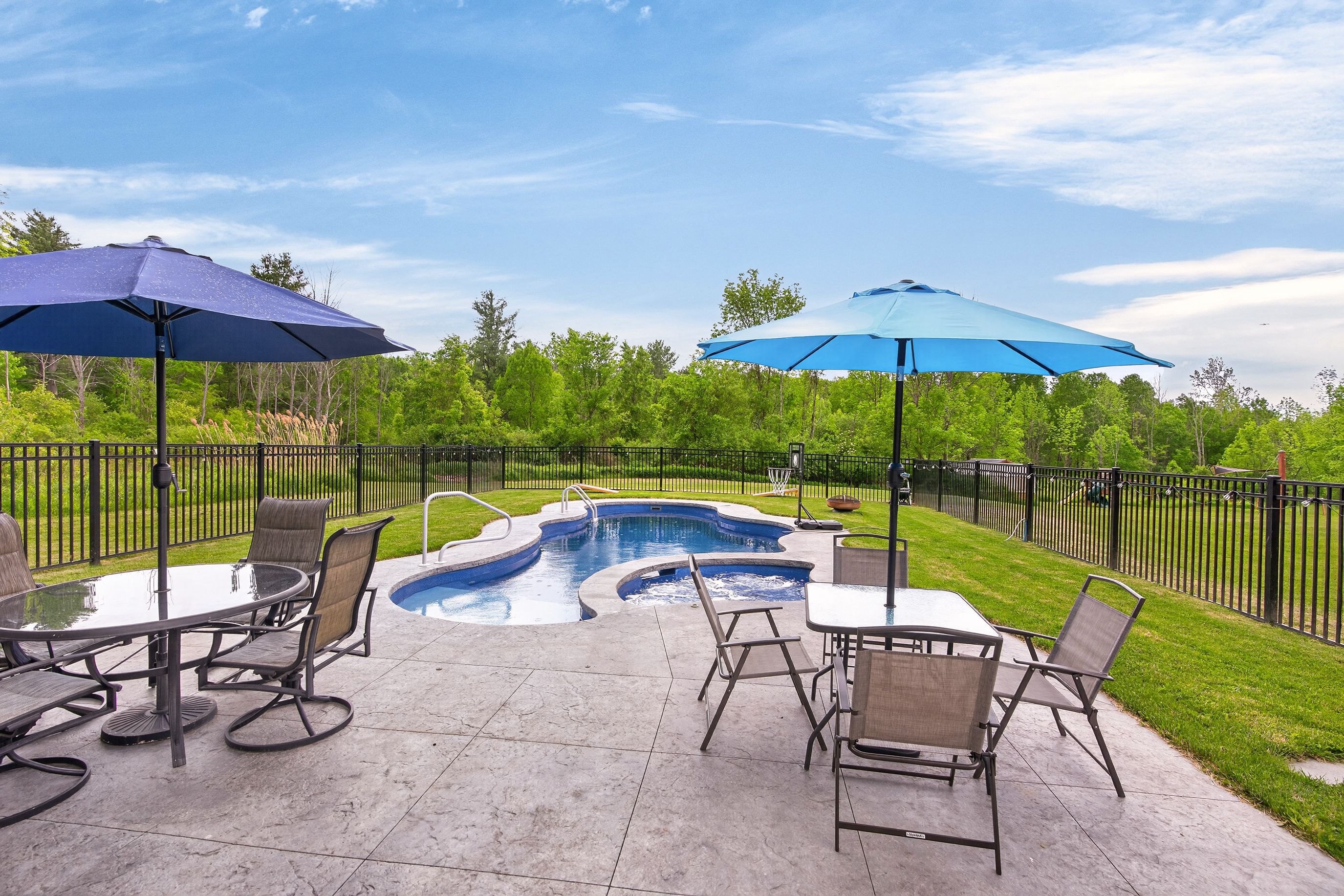  170 Sullivan Road, Charleston, NY, 12066 - 物件實景