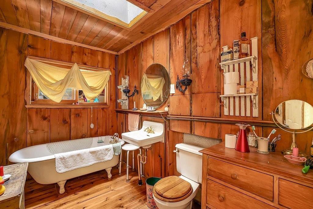 Riggins, Idaho, 83549, United States, 2 Bedrooms Bedrooms, ,1 BathroomBathrooms,Residential,For Sale,1825339