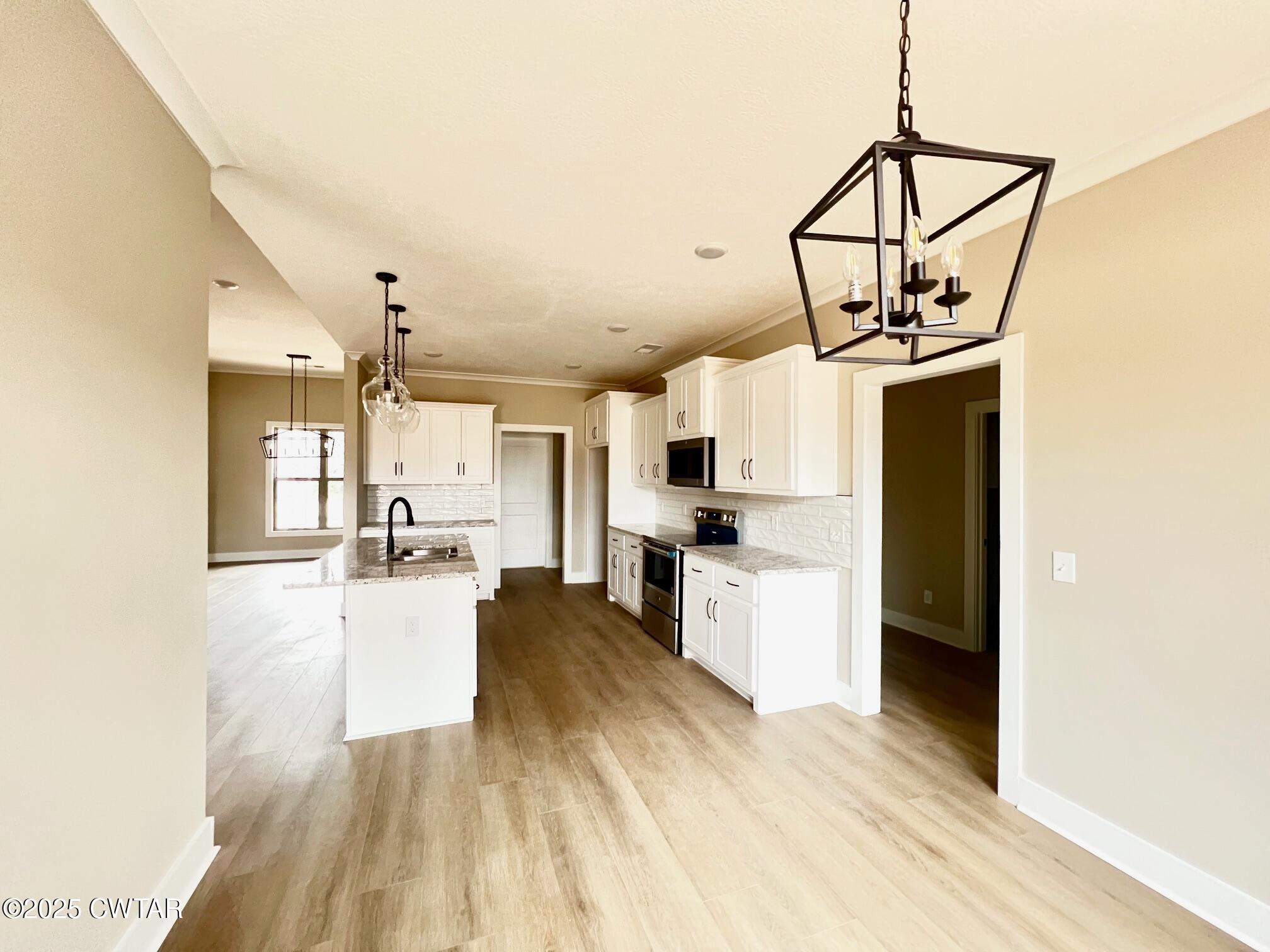 Jackson, Tennessee, 38305, United States, 4 Bedrooms Bedrooms, ,3 BathroomsBathrooms,Residential,For Sale,1754402