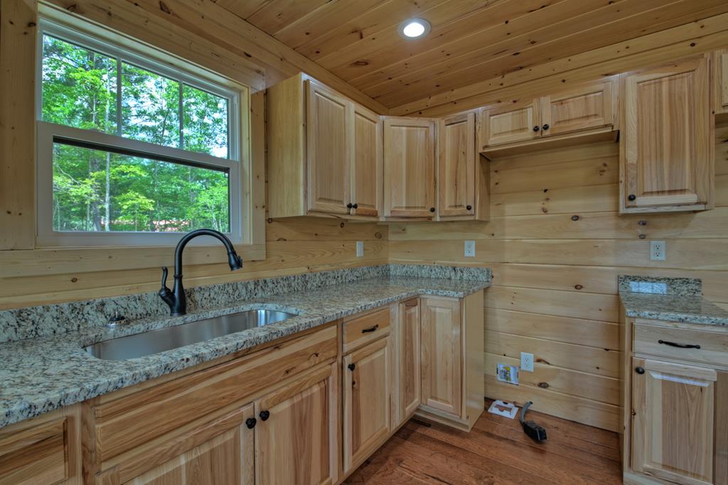 Mineral Bluff, Georgia, 30559, United States, 3 Bedrooms Bedrooms, ,3 BathroomsBathrooms,Residential,For Sale,2006595