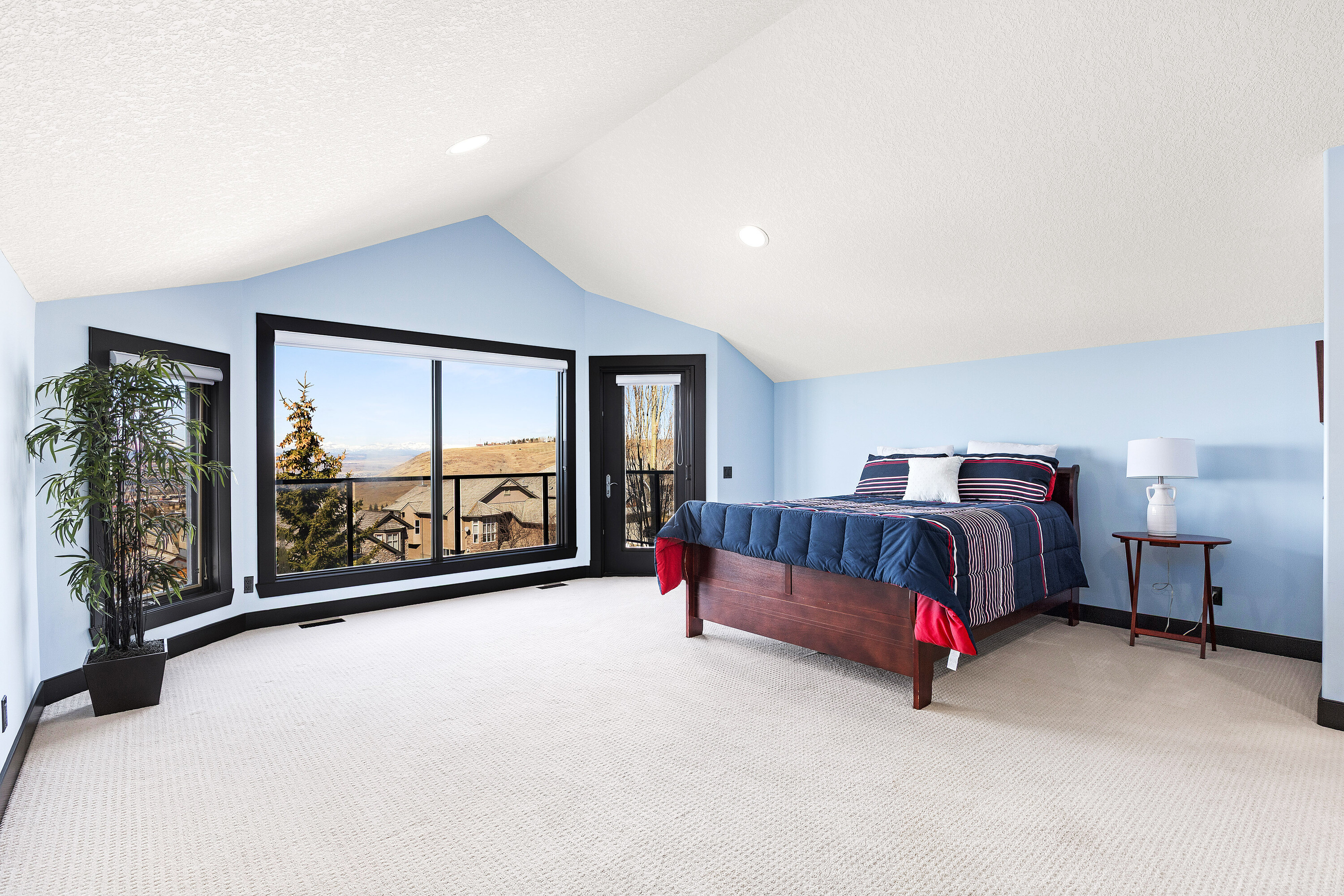  Elevated Mountain View Living - 物件實景