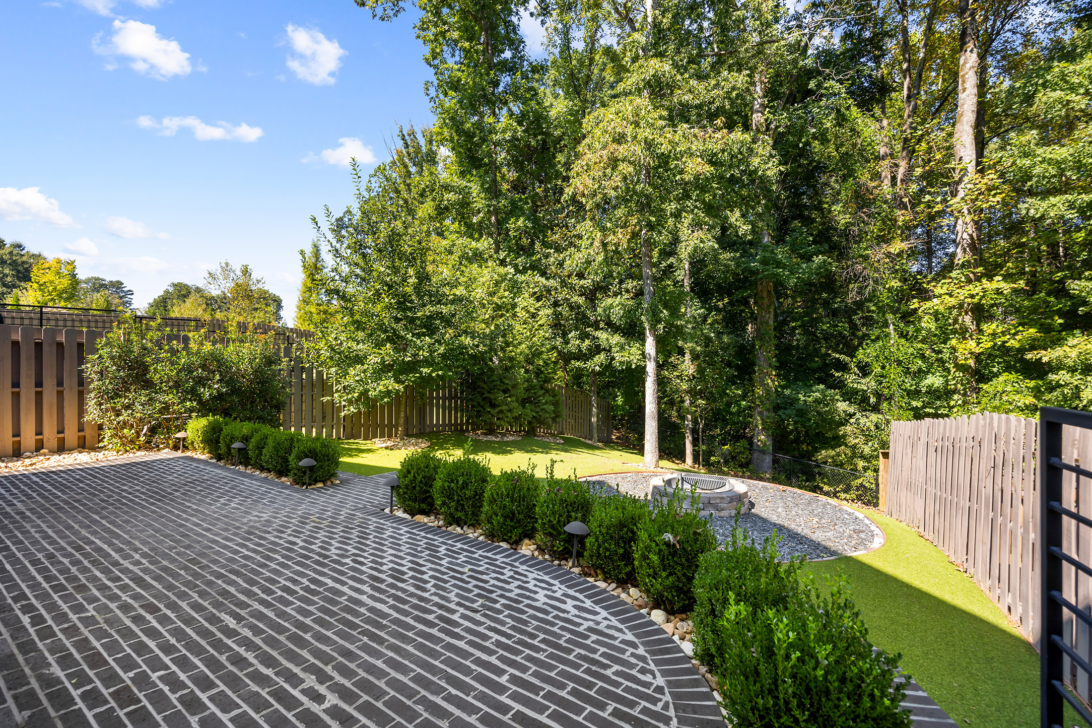  Luxury, Privacy & Convenience—All in One Stunning Smyrna Home - 物件實景