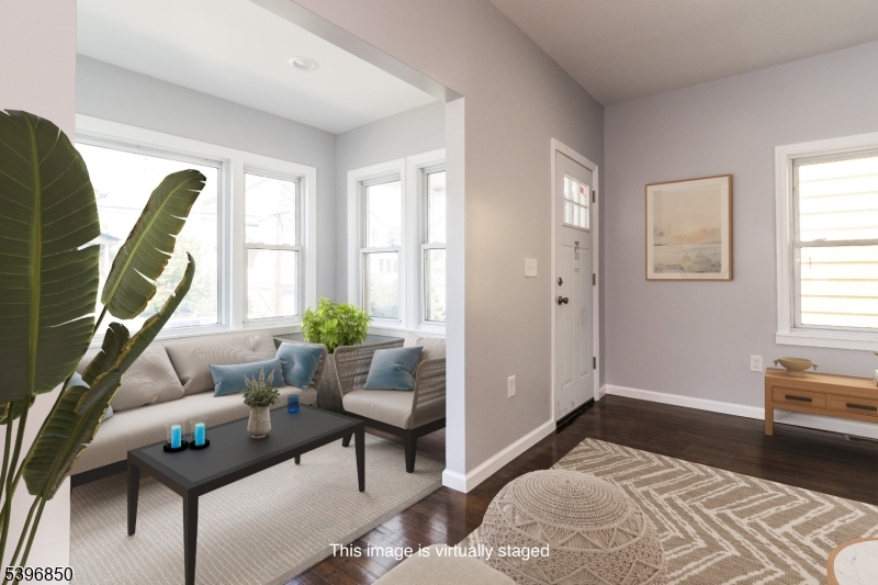 Linden City, New Jersey, 07036, United States, 3 Bedrooms Bedrooms, ,2 BathroomsBathrooms,Residential,For Sale,1991608