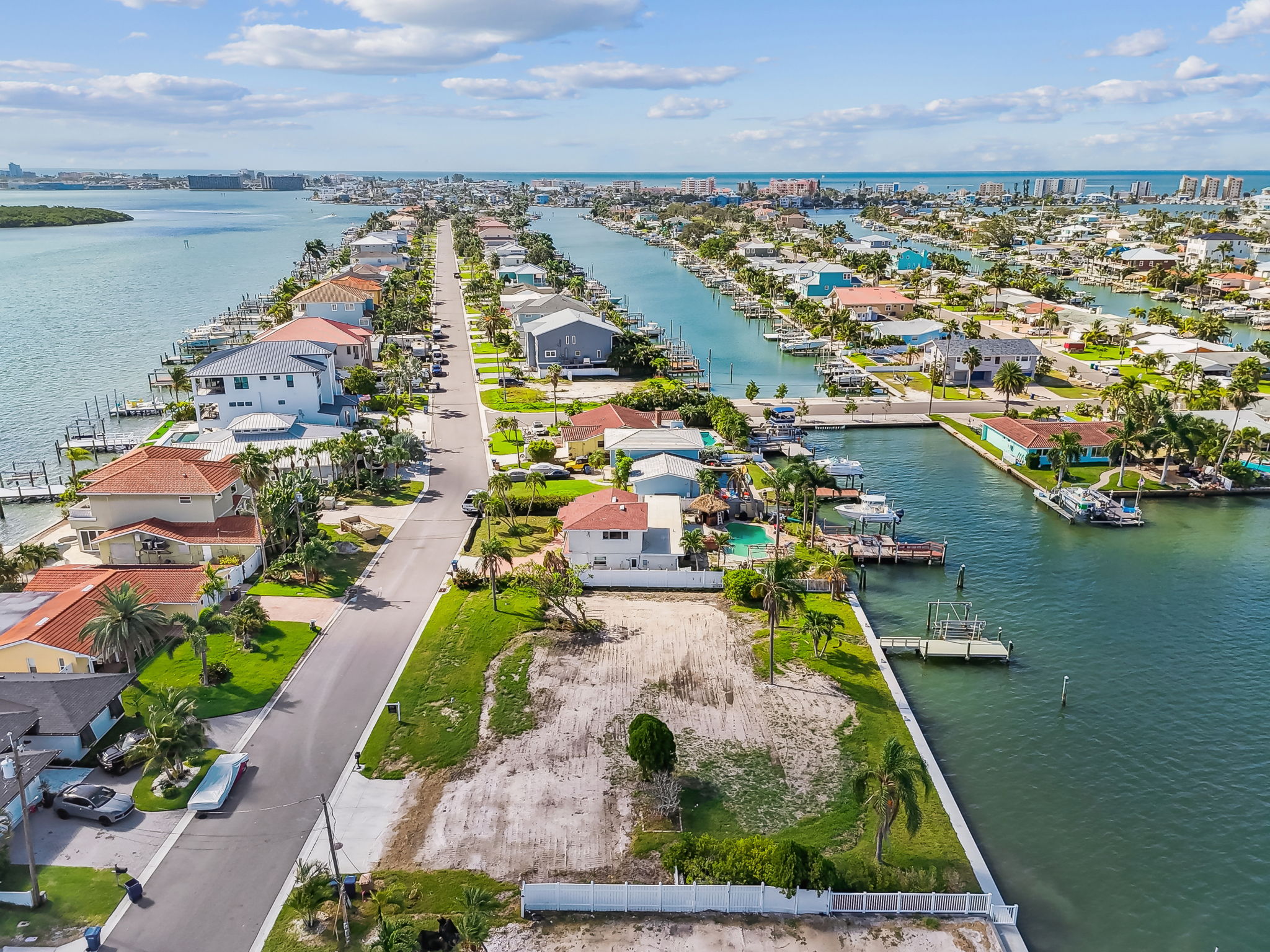 Madeira Beach, Florida, 333708, United States, 4 Bedrooms Bedrooms, ,3 BathroomsBathrooms,Residential,For Sale,1976723