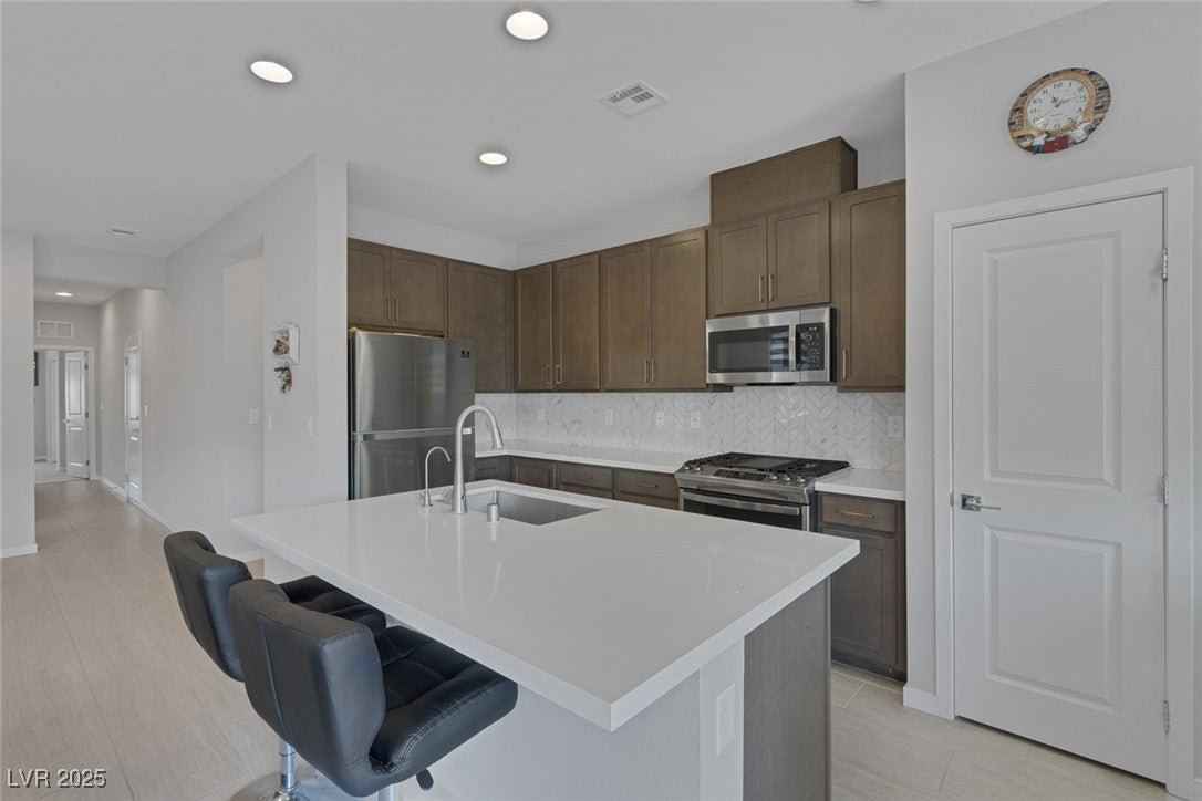 Las Vegas, Nevada, 89148, United States, 3 Bedrooms Bedrooms, ,2 BathroomsBathrooms,Residential,For Sale,1921692