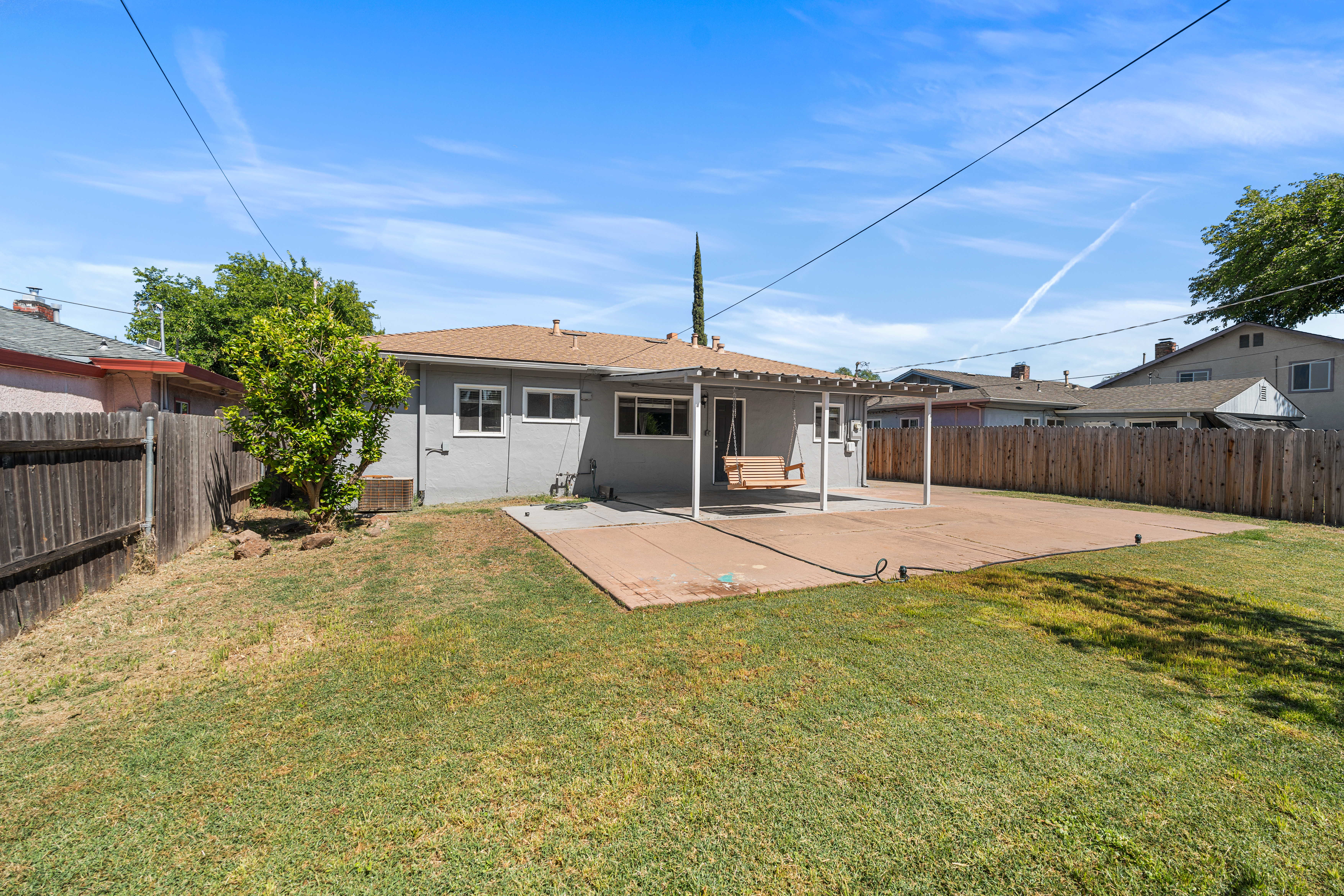  5625 Layton Drive, North Highlands, CA 95660 - 物件實景