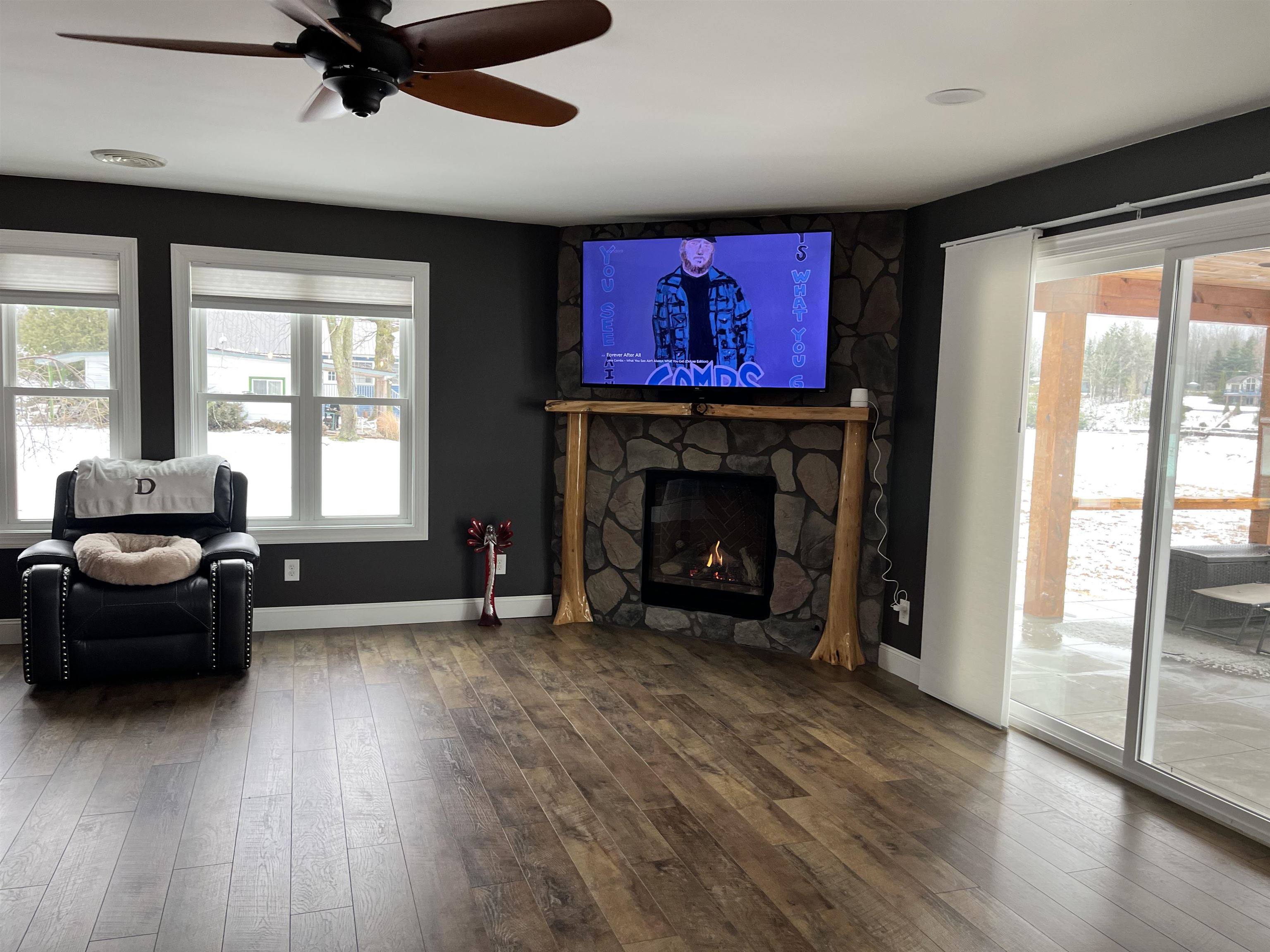 Beaverton, Michigan, 48612, United States, 3 Bedrooms Bedrooms, ,2 BathroomsBathrooms,Residential,For Sale,2008560